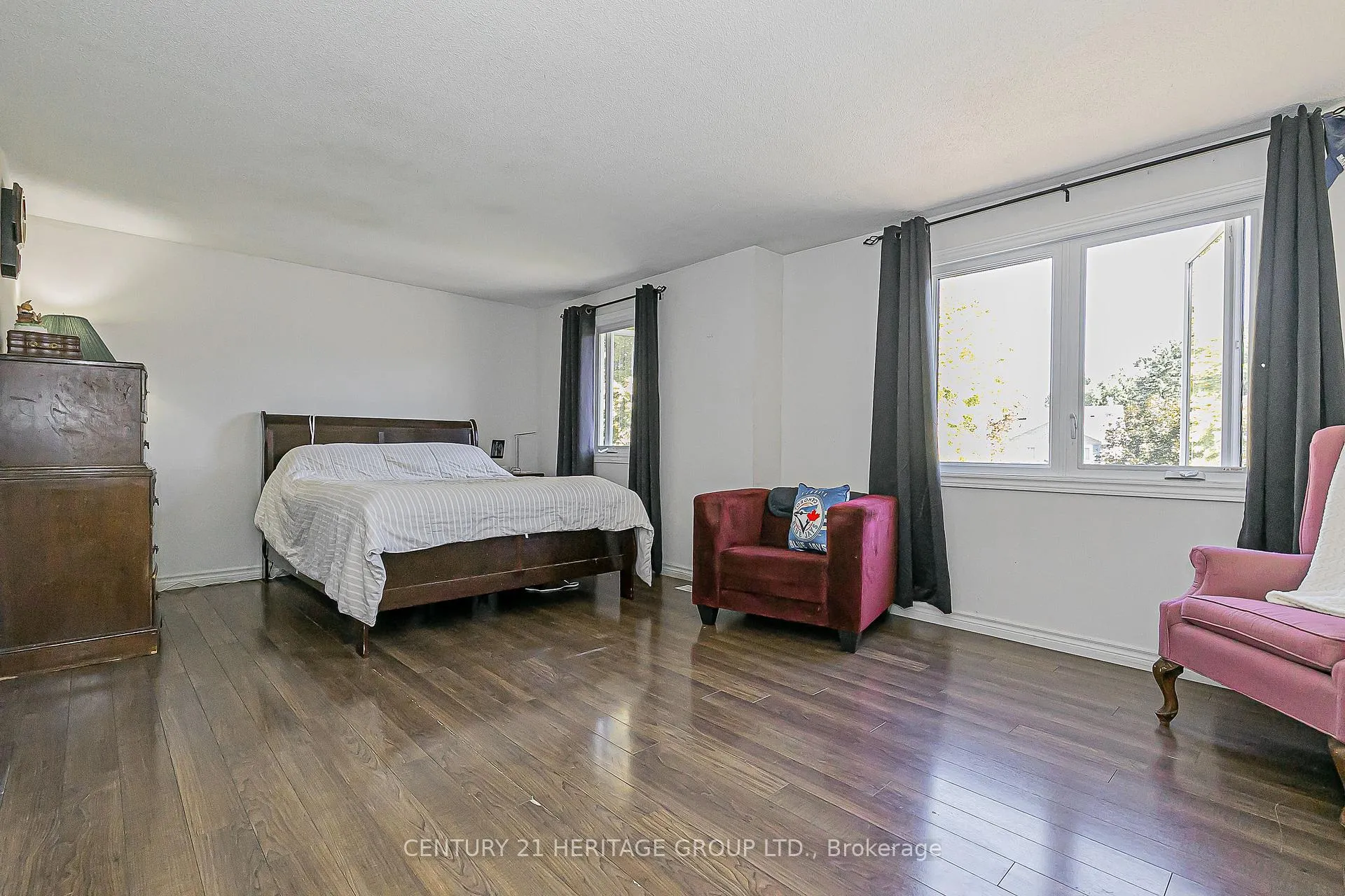 Photo 55 of 134 Walton Drive, Aurora, Aurora Village — HOMEH