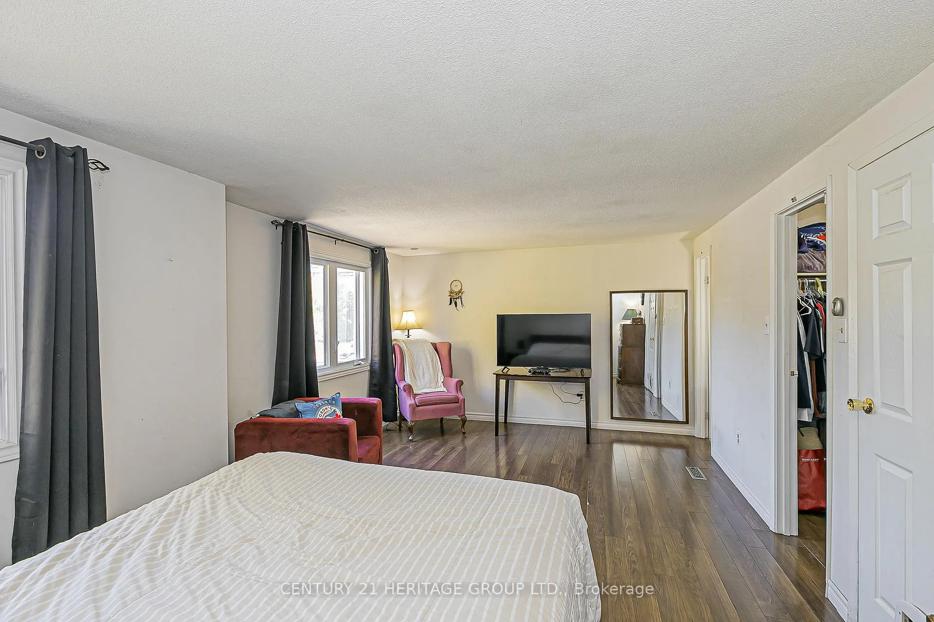 Photo 59 of 134 Walton Drive, Aurora, Aurora Village — HOMEH