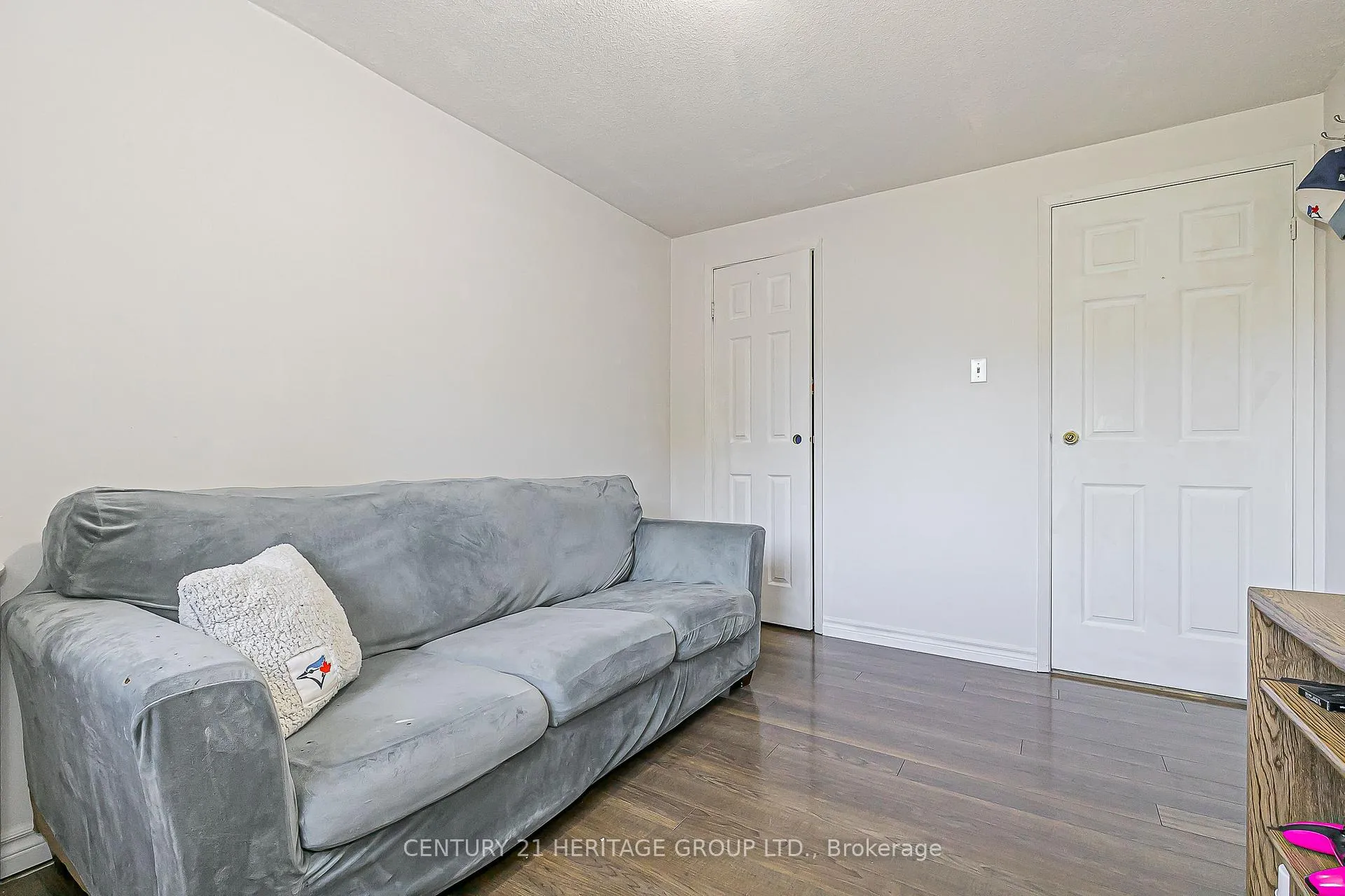 Photo 69 of 134 Walton Drive, Aurora, Aurora Village — HOMEH