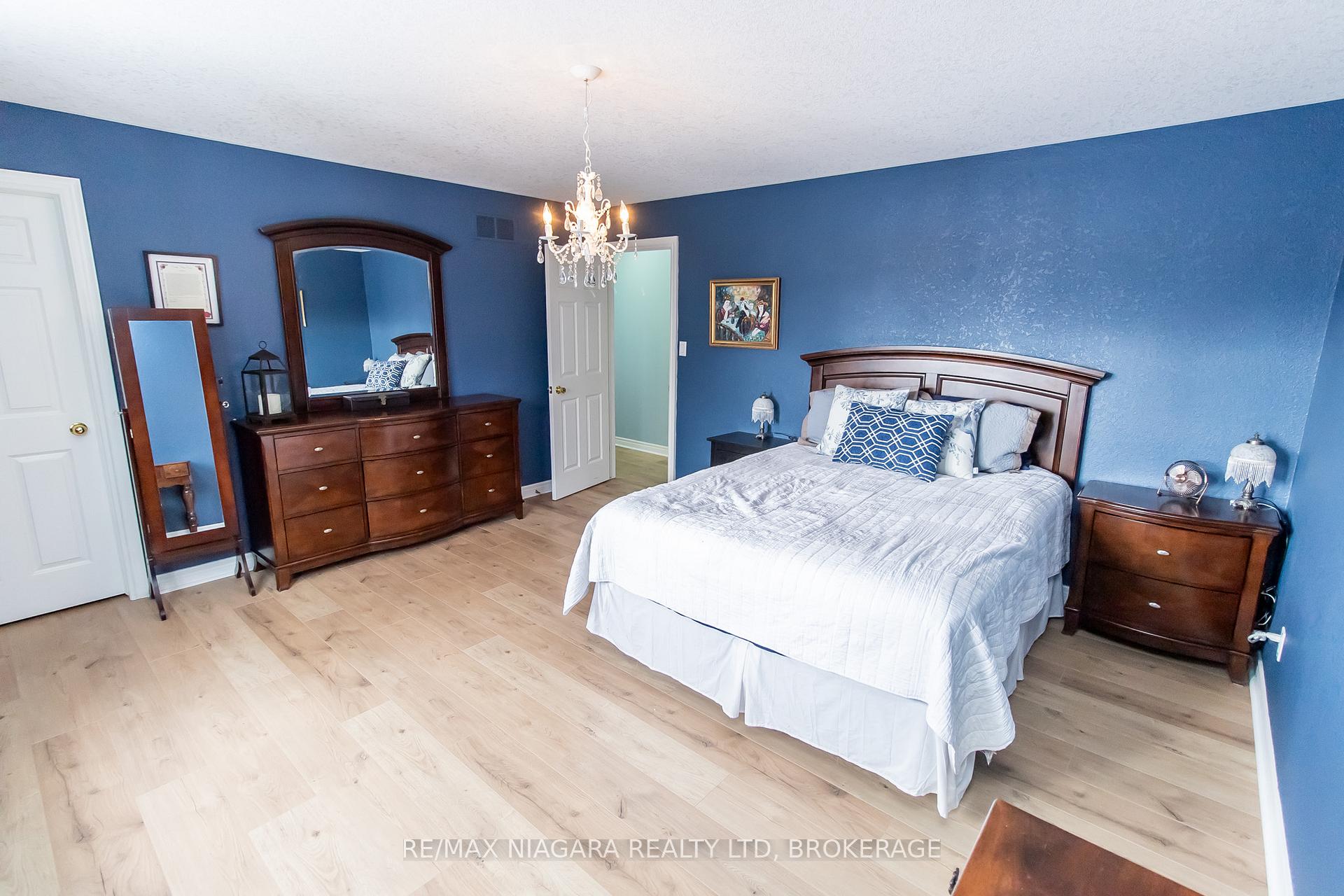 Photo 20 of 59 Thorold Road E, Welland, Prince Charles — HOMEH