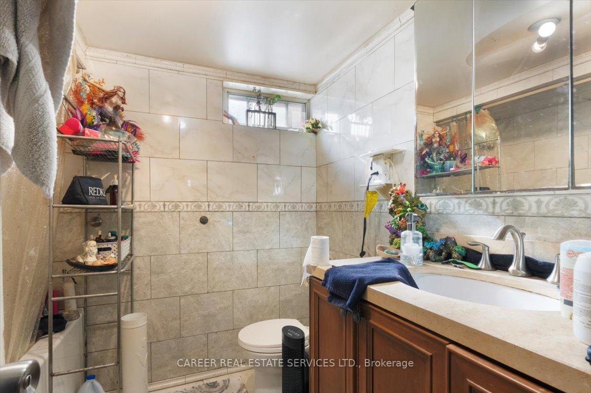 Photo 14 of 593 Central Park Boulevard N, Oshawa, O'Neill — HOMEH