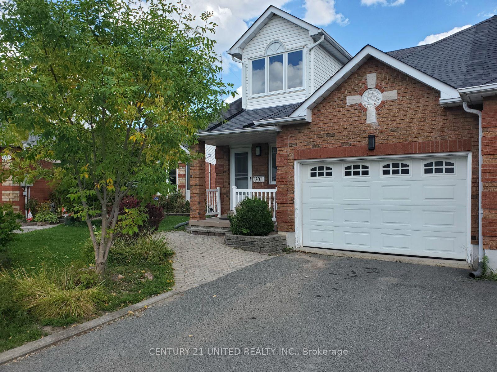 Photo 1 of 1301 Eagle Crescent, Peterborough, Monaghan Ward 2 — HOMEH