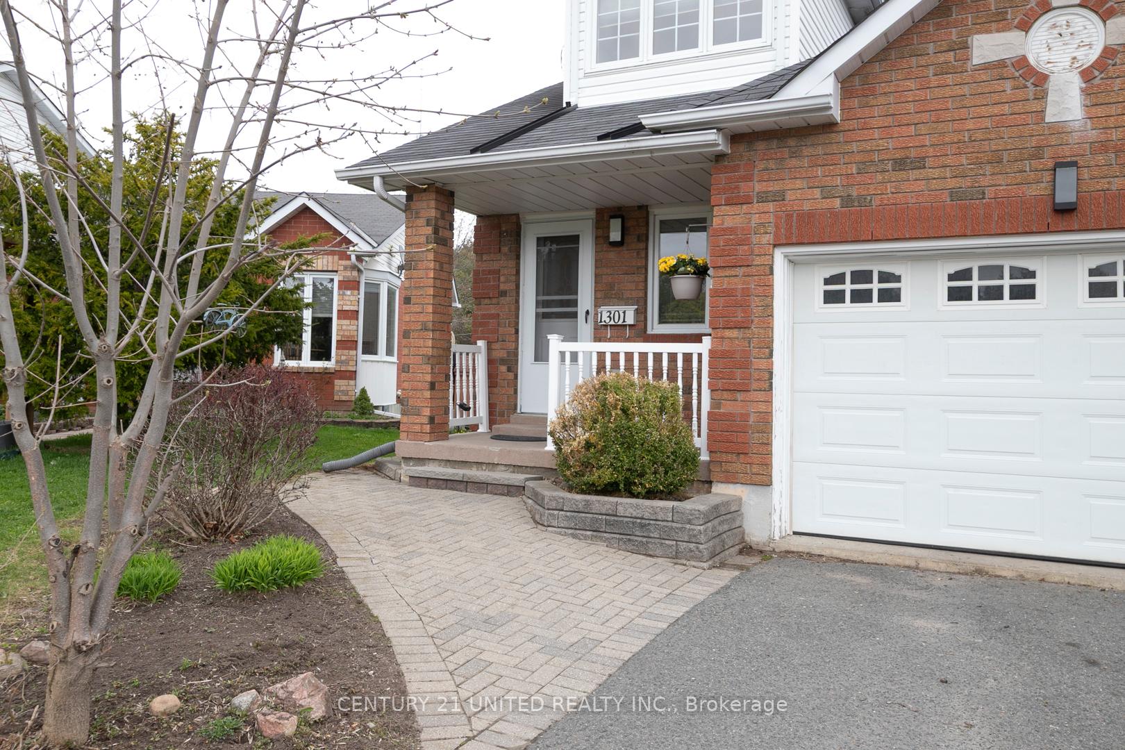 Photo 4 of 1301 Eagle Crescent, Peterborough, Monaghan Ward 2 — HOMEH
