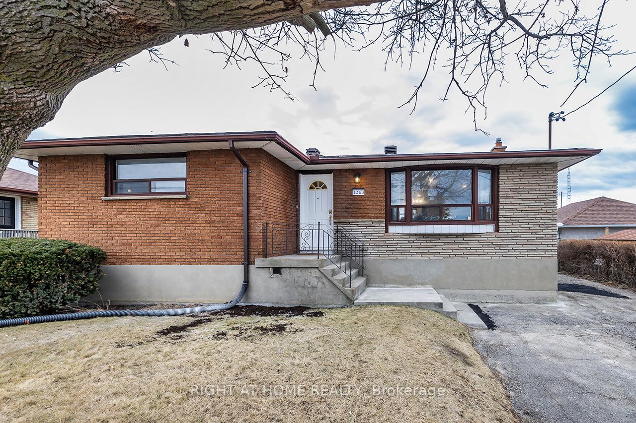 Front of 1363 Park Road S