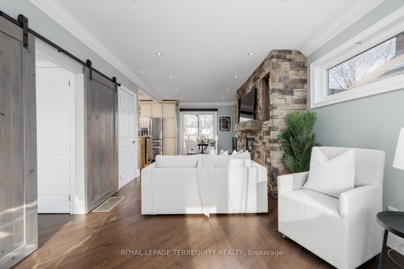 Photo 8 of 639 Somerville Avenue, Oshawa, O'Neill — HOMEH