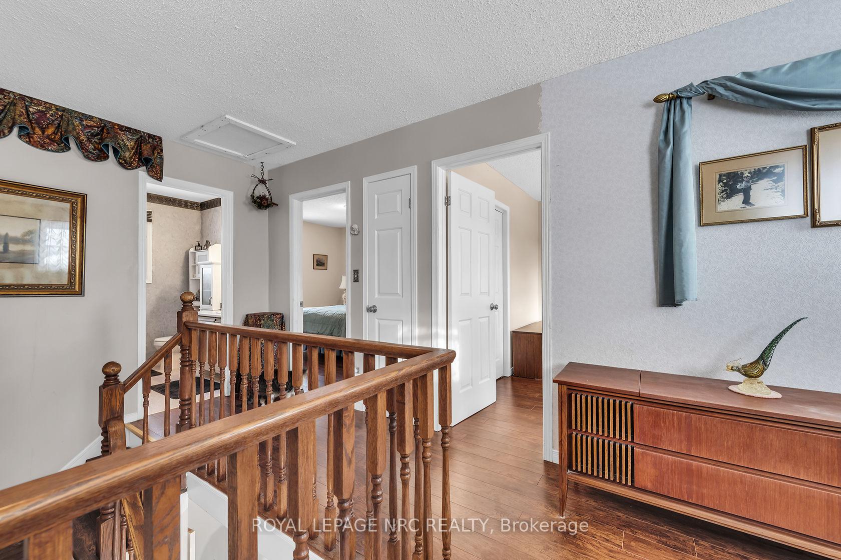Photo 15 of 143 Briarsdale Crescent, Welland, N. Welland — HOMEH
