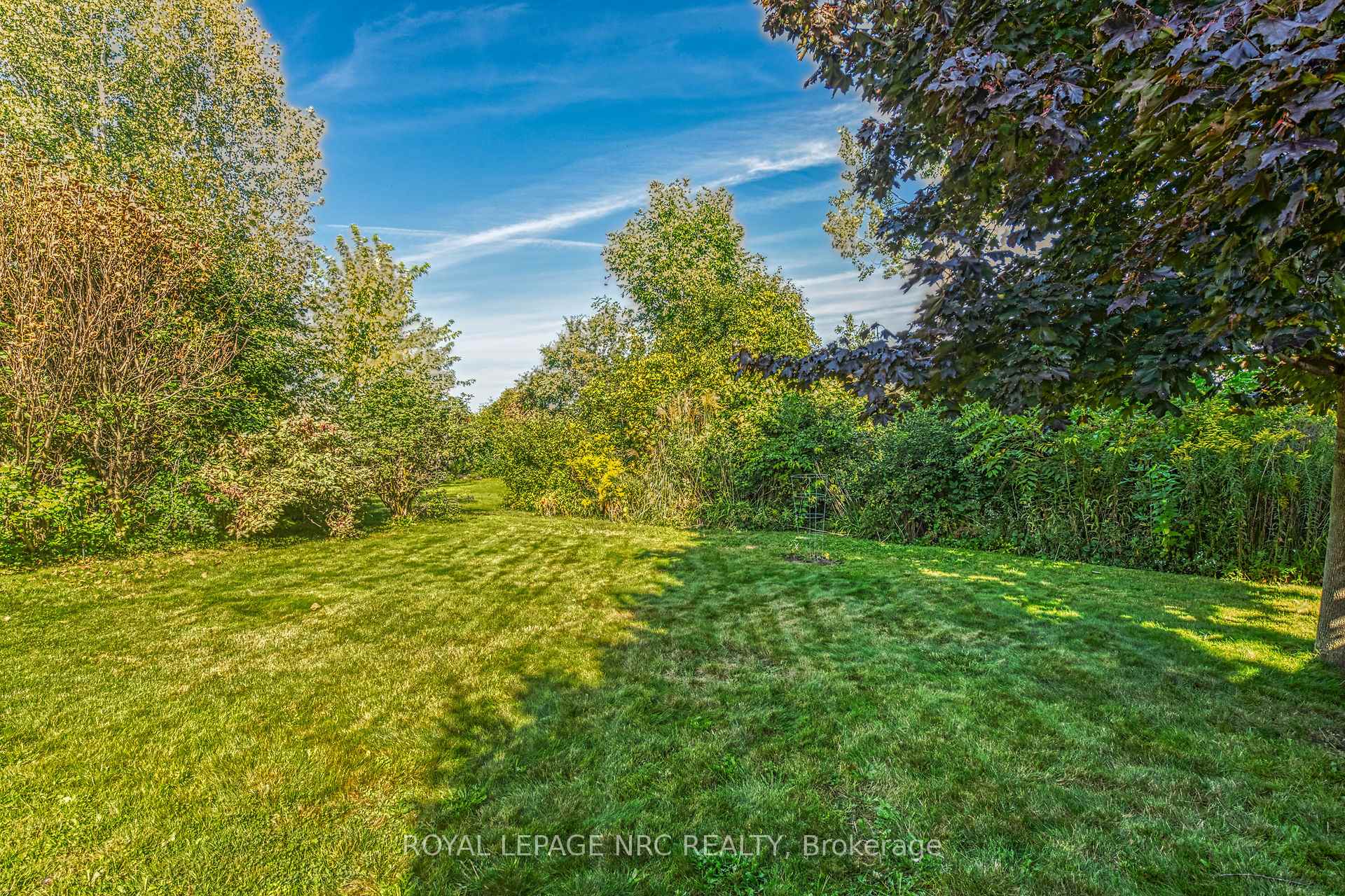 Photo 31 of 143 Briarsdale Crescent, Welland, N. Welland — HOMEH
