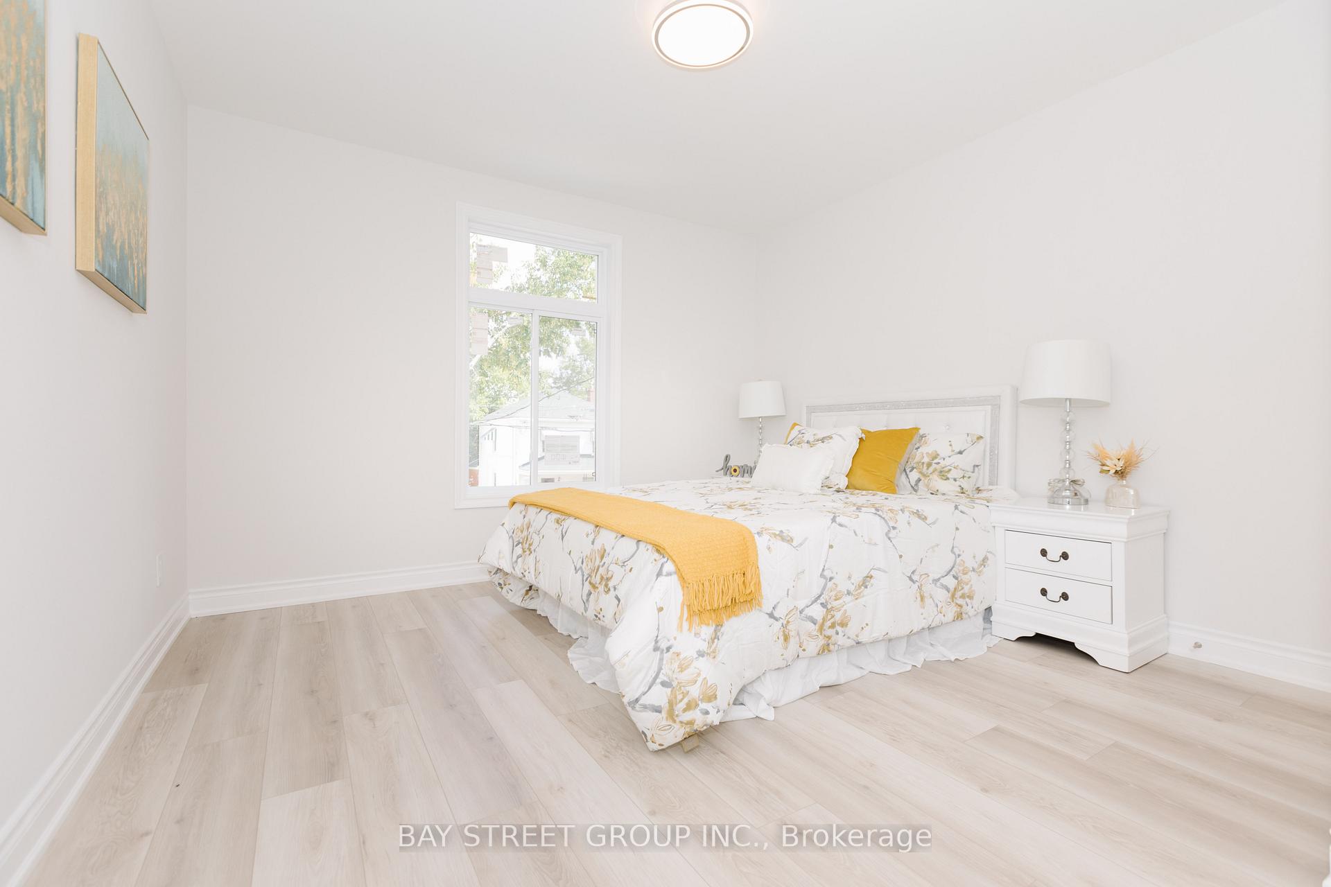 Photo 24 of 175 Aylmer Street N, Peterborough, Town Ward 3 — HOMEH