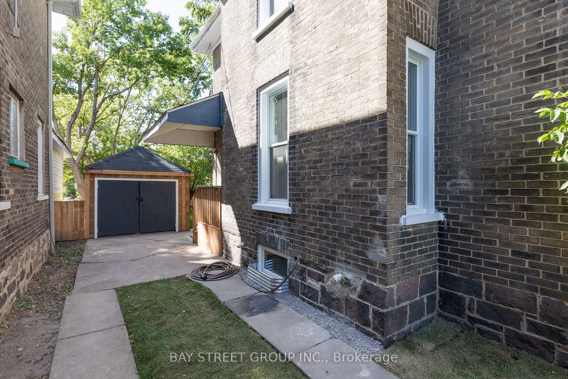 Photo 49 of 175 Aylmer Street N, Peterborough, Town Ward 3 — HOMEH