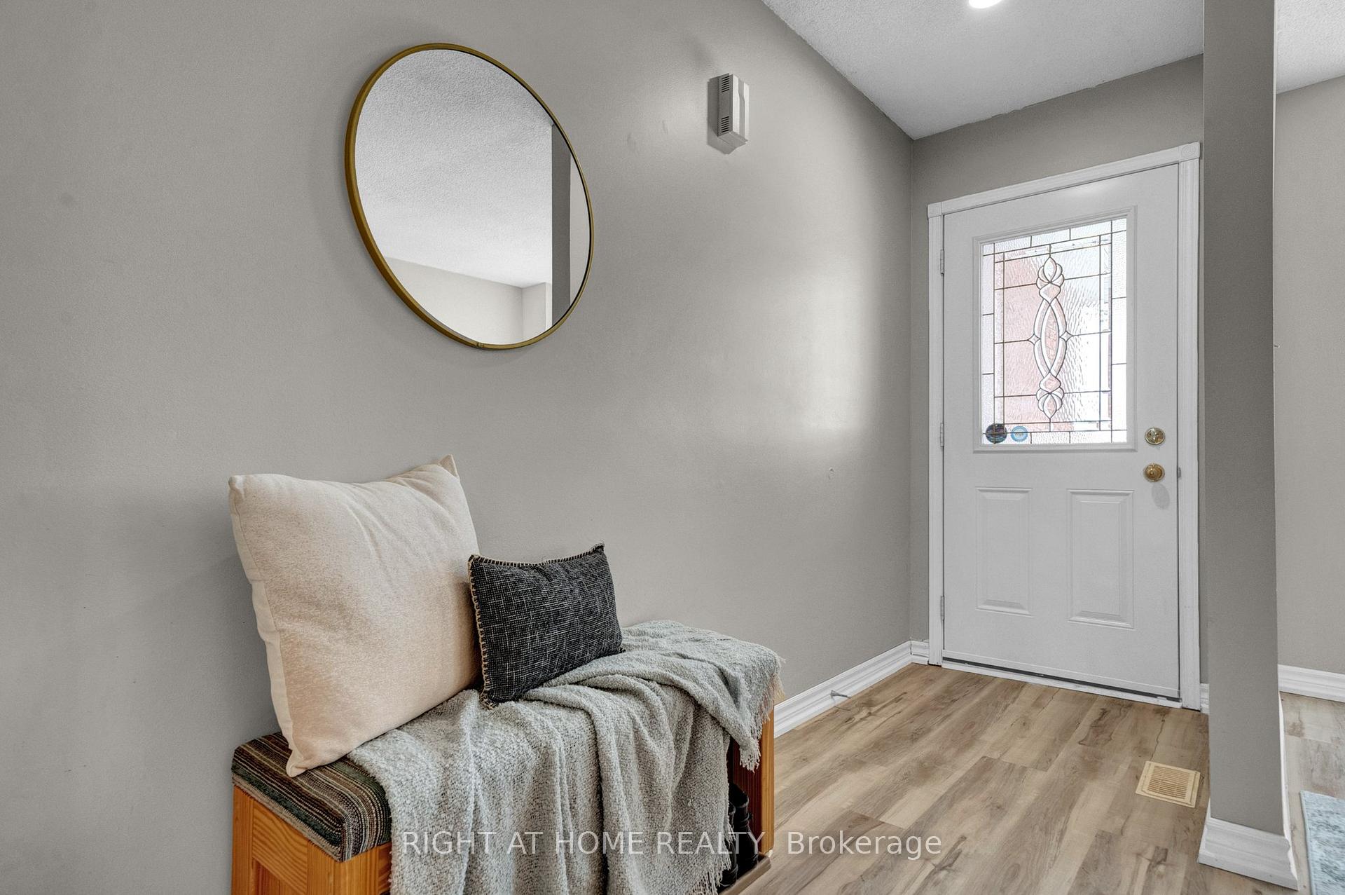 Photo 4 of 115 Ribblesdale Drive, Whitby, Pringle Creek — HOMEH