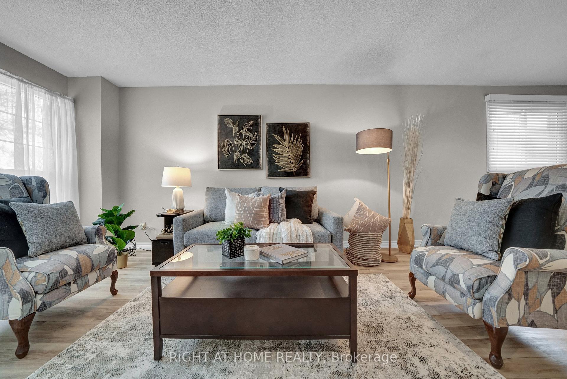 Photo 5 of 115 Ribblesdale Drive, Whitby, Pringle Creek — HOMEH