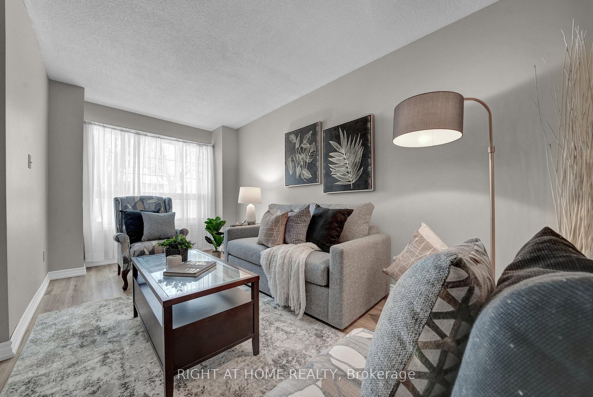 Photo 6 of 115 Ribblesdale Drive, Whitby, Pringle Creek — HOMEH