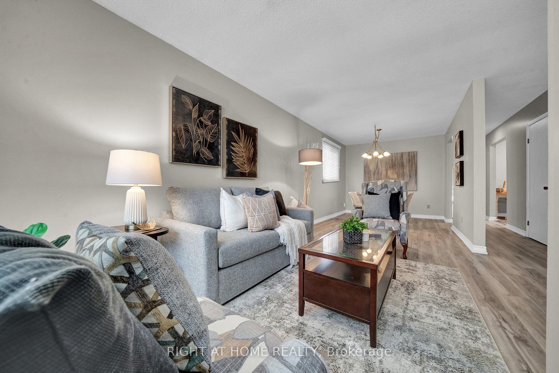 Photo 7 of 115 Ribblesdale Drive, Whitby, Pringle Creek — HOMEH