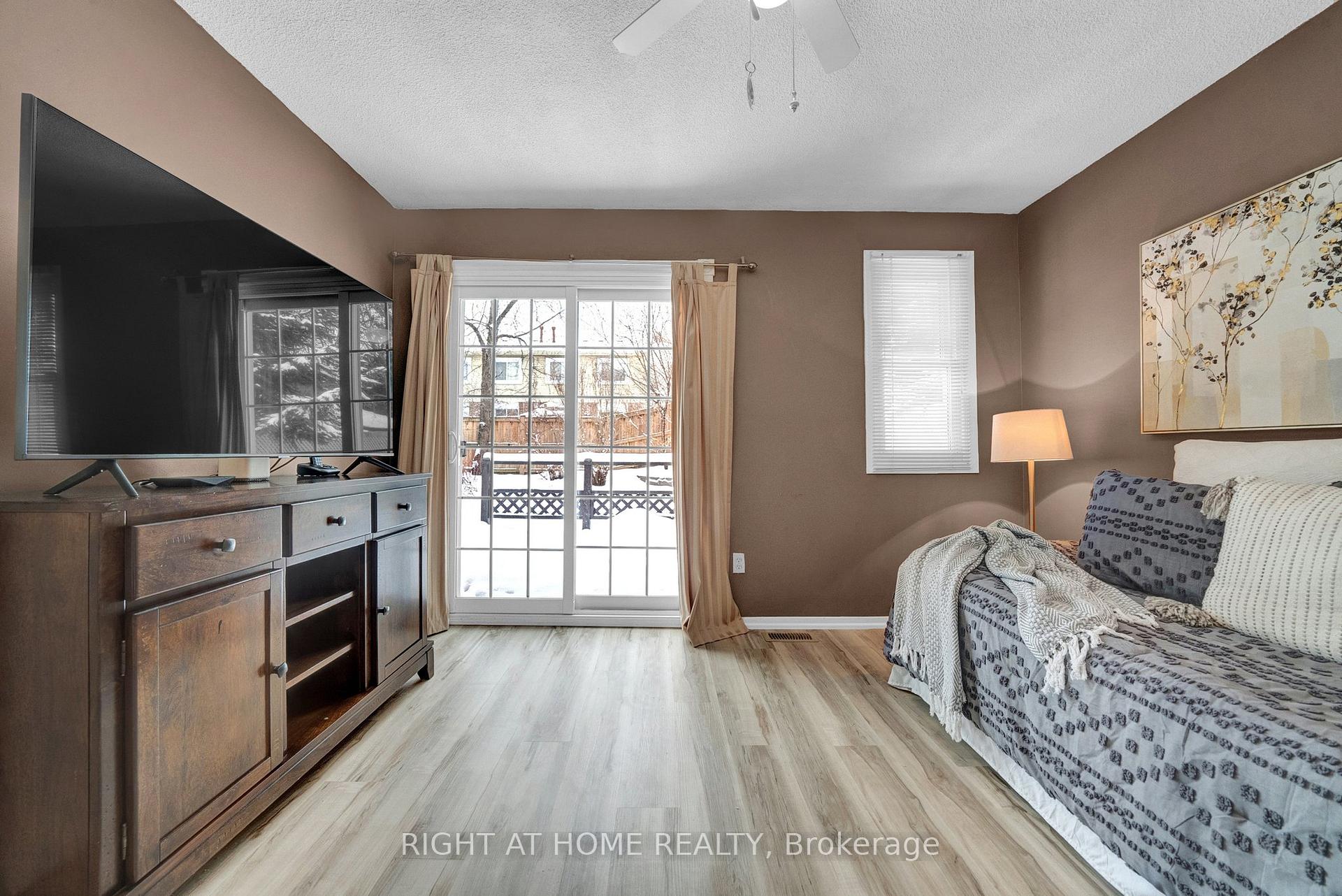 Photo 17 of 115 Ribblesdale Drive, Whitby, Pringle Creek — HOMEH
