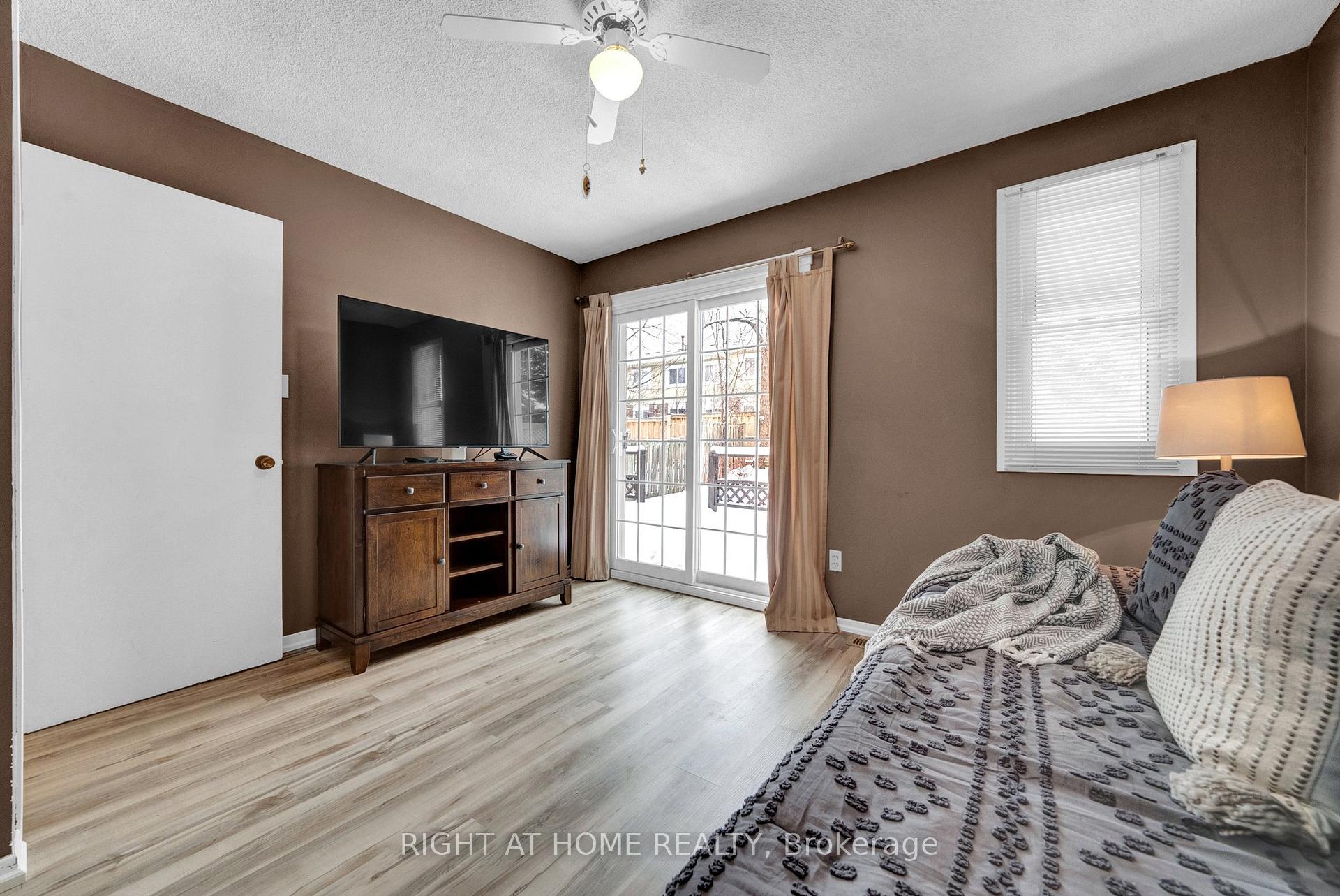 Photo 18 of 115 Ribblesdale Drive, Whitby, Pringle Creek — HOMEH