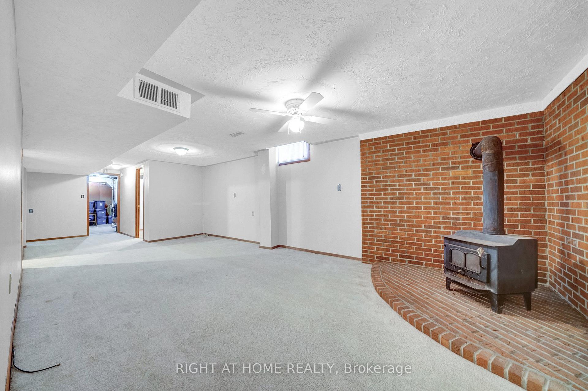 Photo 27 of 115 Ribblesdale Drive, Whitby, Pringle Creek — HOMEH