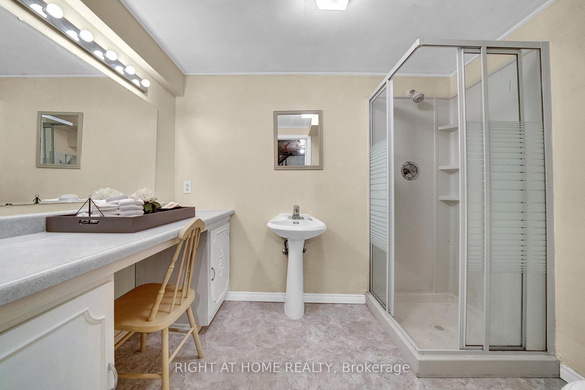 Photo 31 of 115 Ribblesdale Drive, Whitby, Pringle Creek — HOMEH