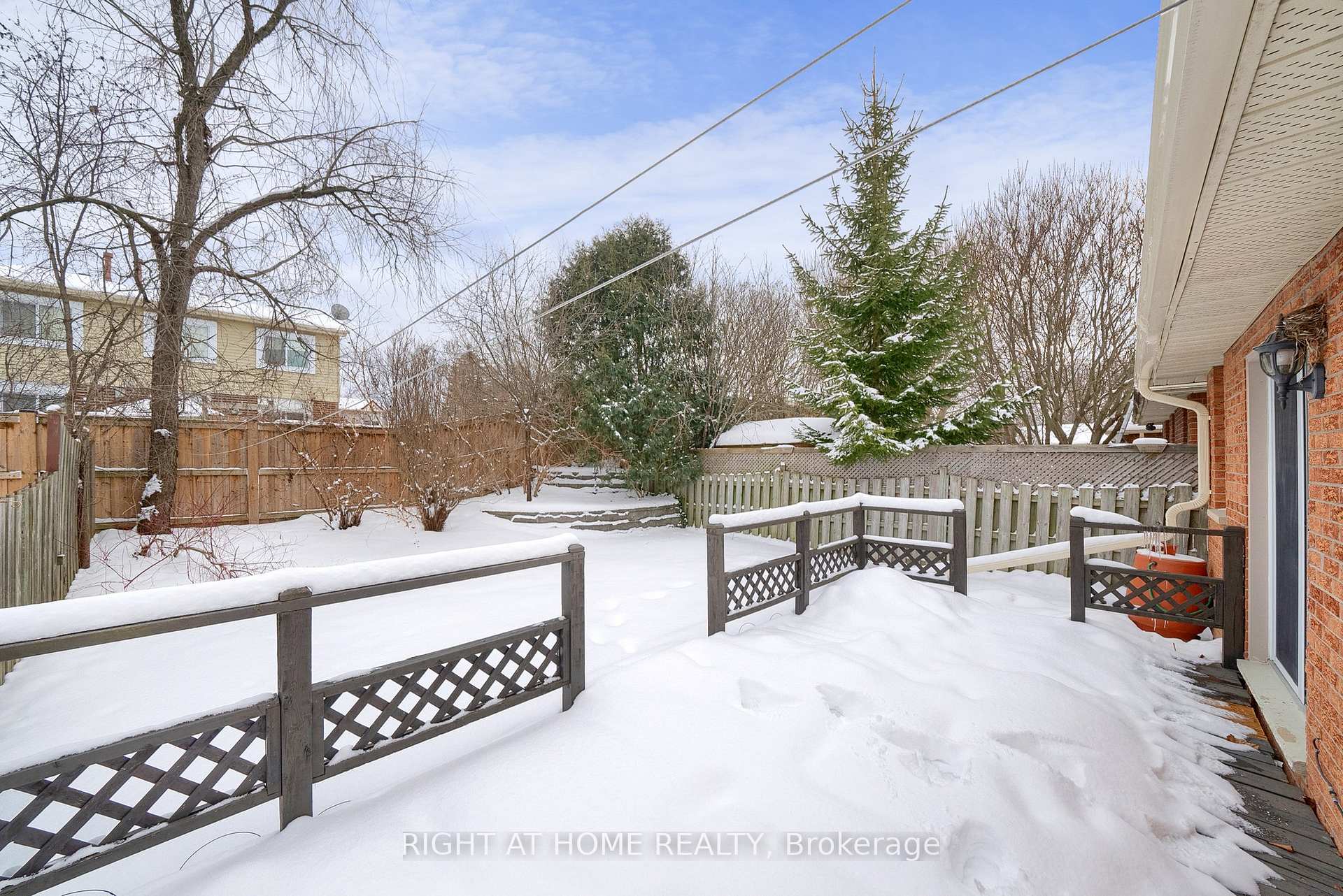 Photo 35 of 115 Ribblesdale Drive, Whitby, Pringle Creek — HOMEH