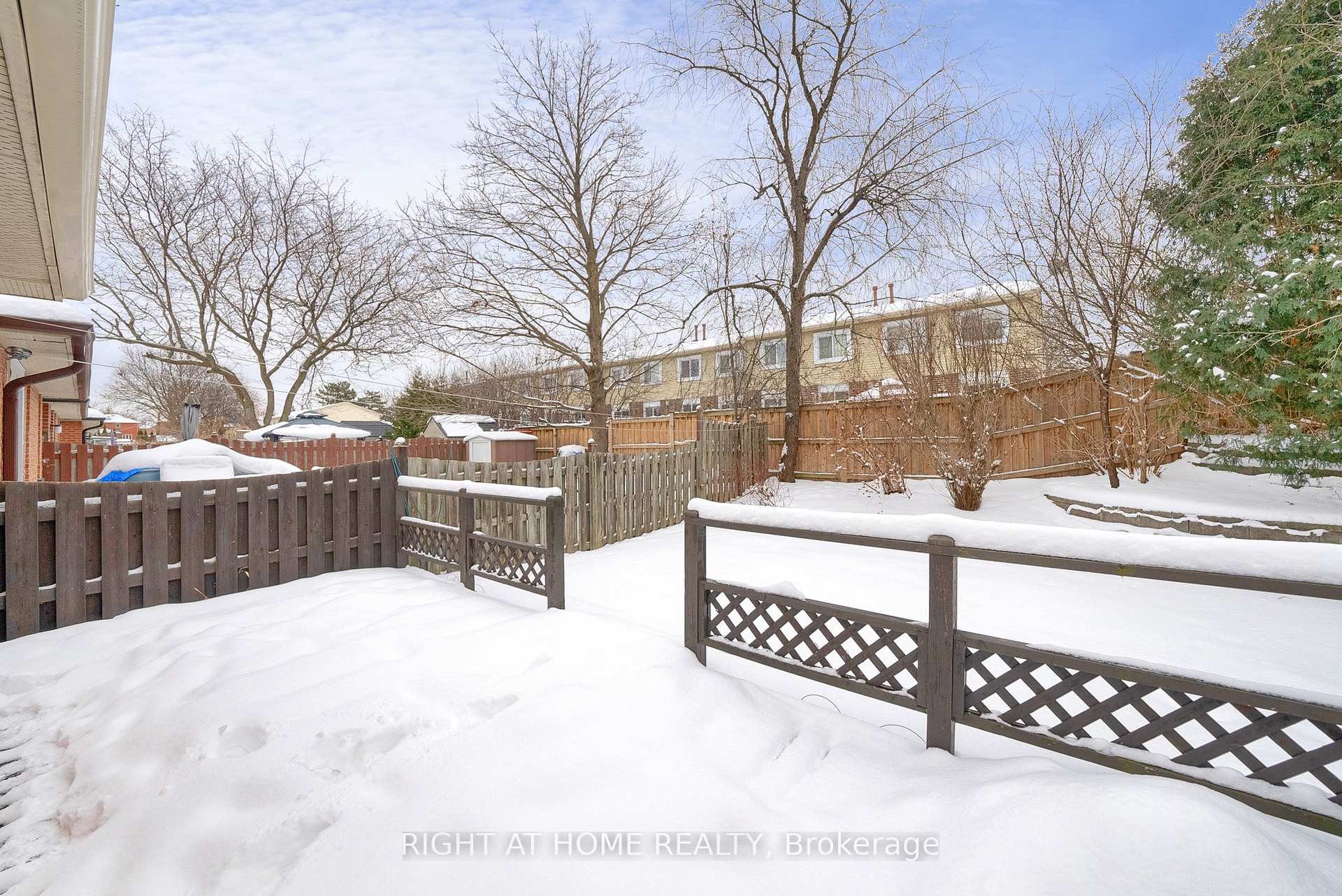 Photo 36 of 115 Ribblesdale Drive, Whitby, Pringle Creek — HOMEH