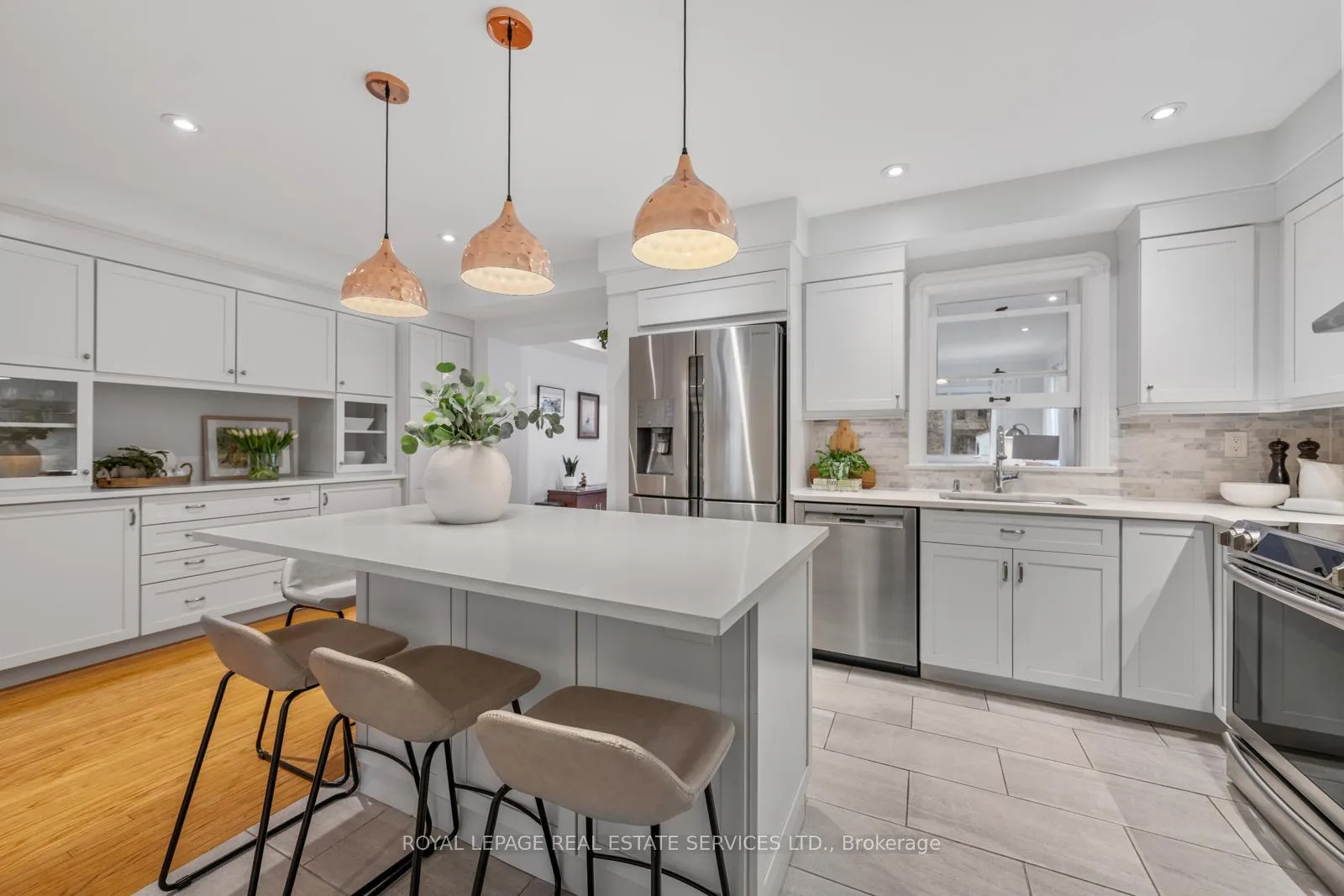 Photo 10 of 326 Indian Grove, Toronto, High Park North — HOMEH