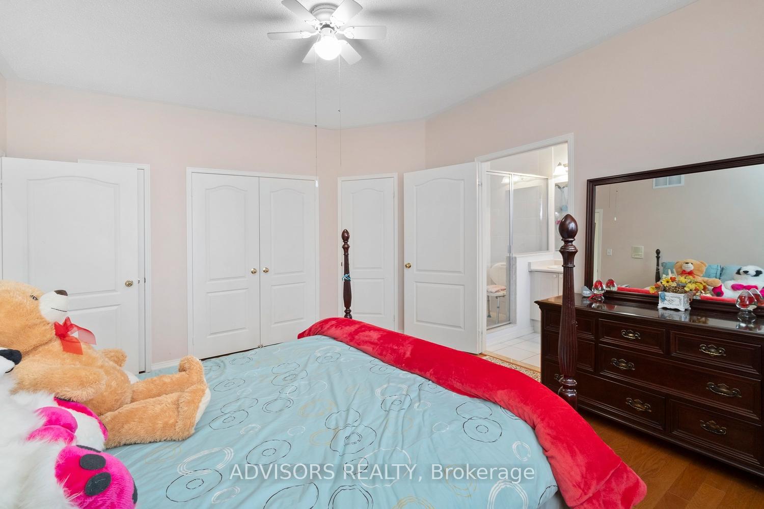 Photo 18 of 35 Northern Dancer Drive, Oshawa, Windfields — HOMEH
