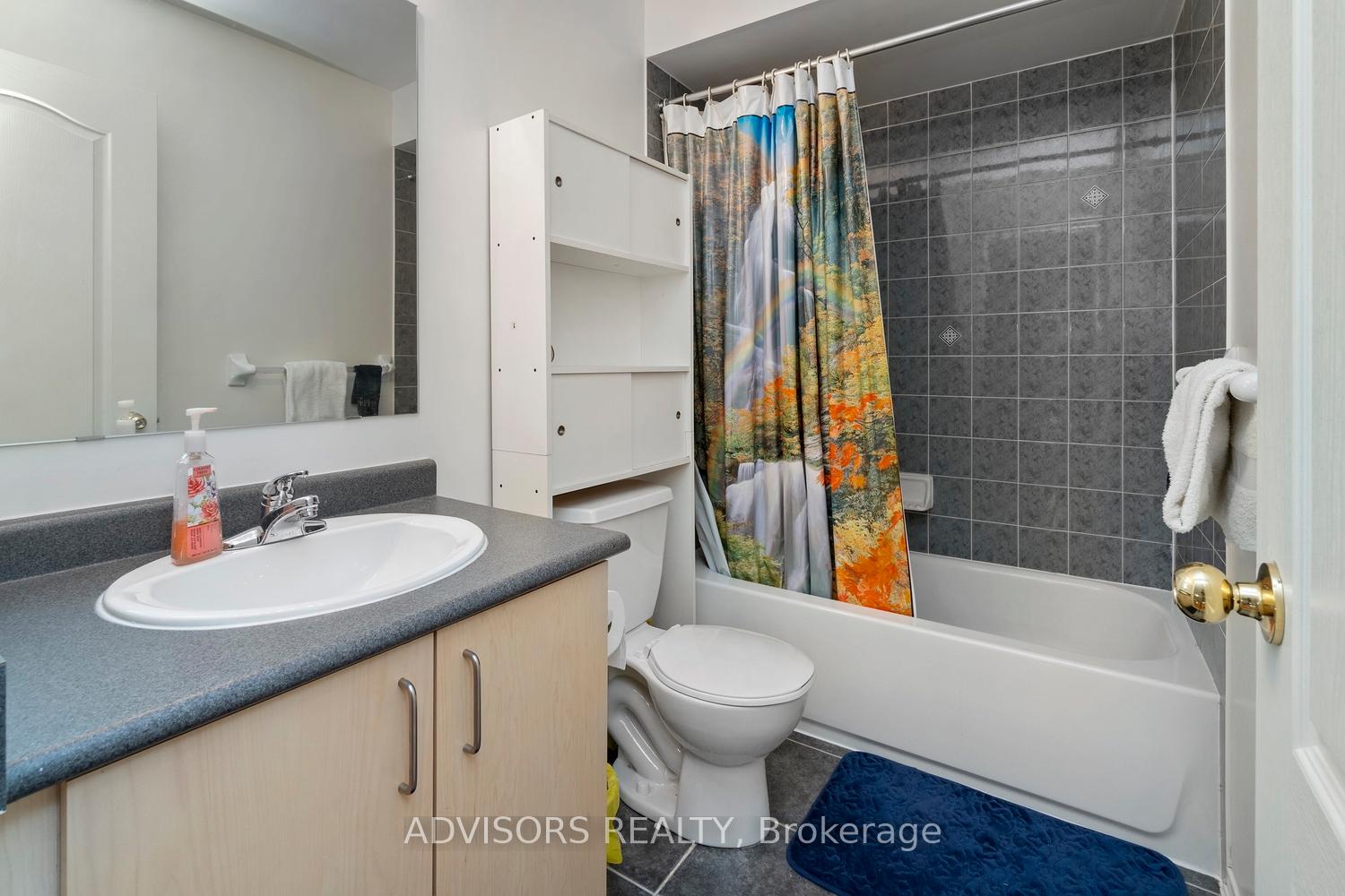 Photo 24 of 35 Northern Dancer Drive, Oshawa, Windfields — HOMEH