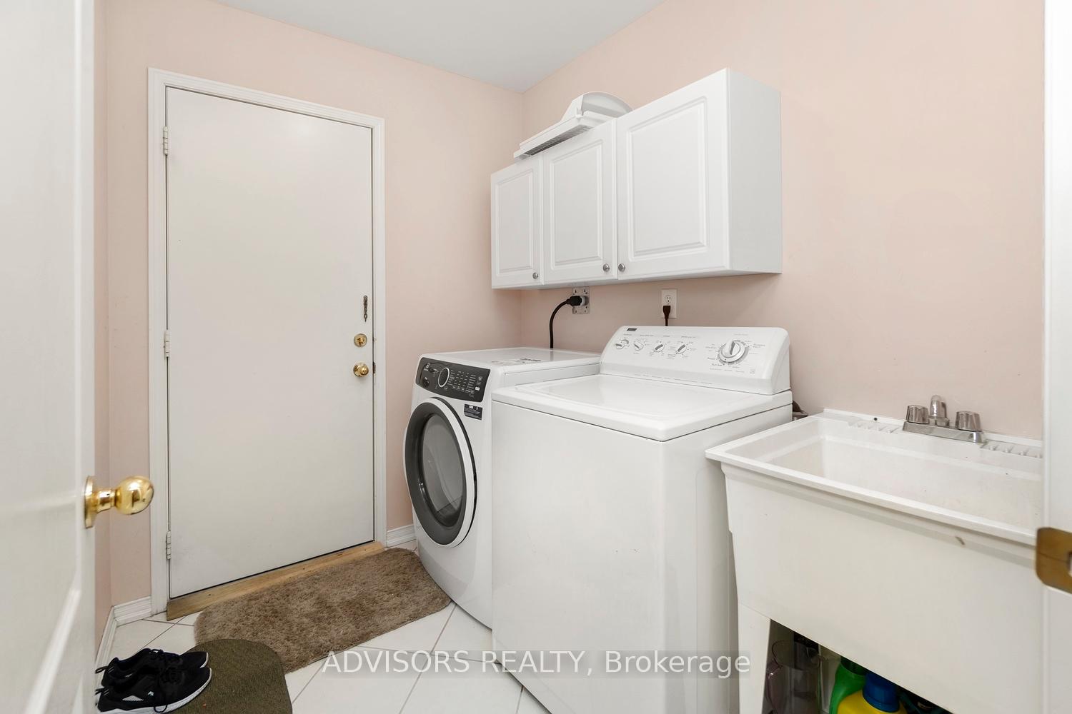 Photo 26 of 35 Northern Dancer Drive, Oshawa, Windfields — HOMEH