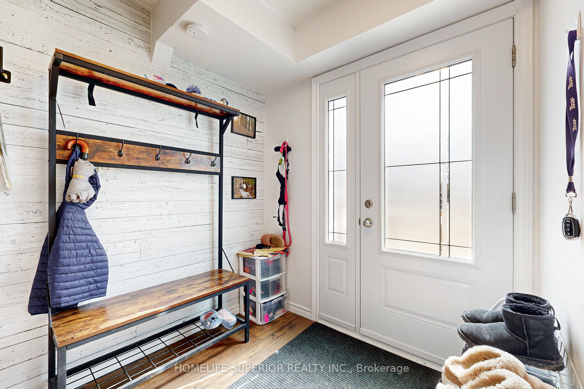 Photo 5 of 1438 Fenelon Crescent, Oshawa, Lakeview — HOMEH