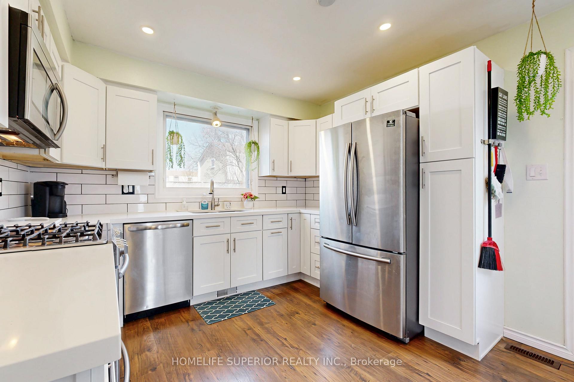 Photo 17 of 1438 Fenelon Crescent, Oshawa, Lakeview — HOMEH
