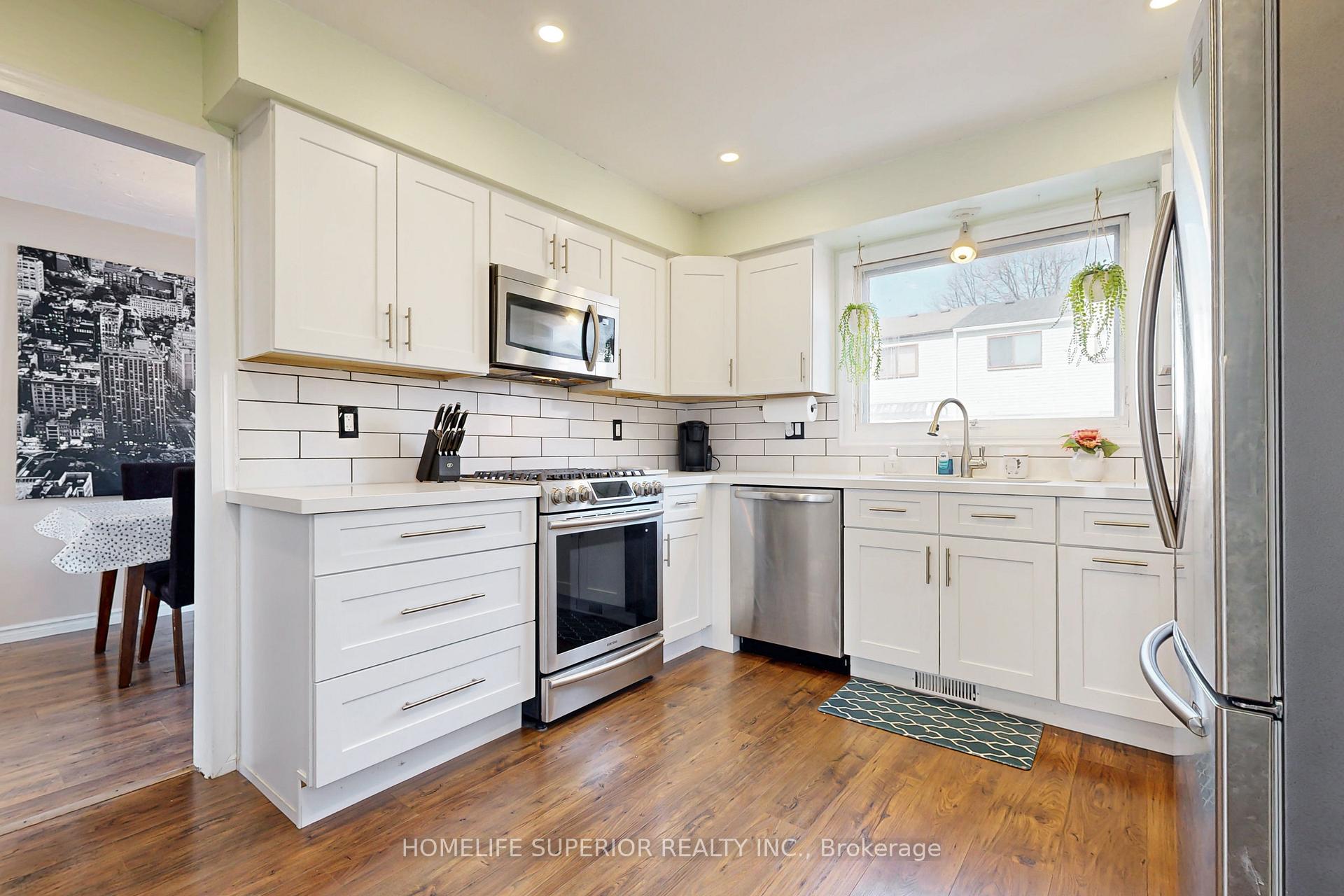 Photo 18 of 1438 Fenelon Crescent, Oshawa, Lakeview — HOMEH