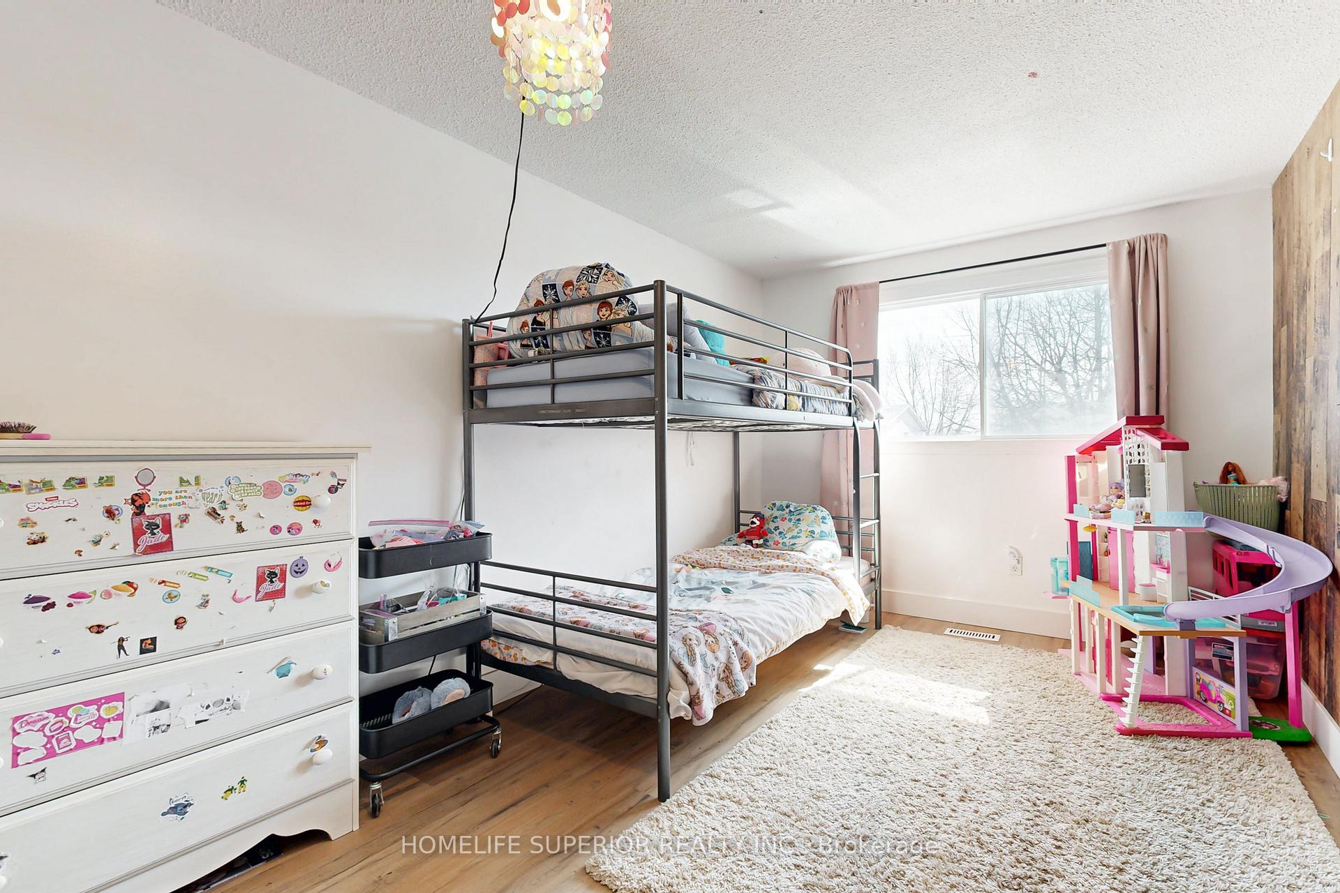 Photo 28 of 1438 Fenelon Crescent, Oshawa, Lakeview — HOMEH