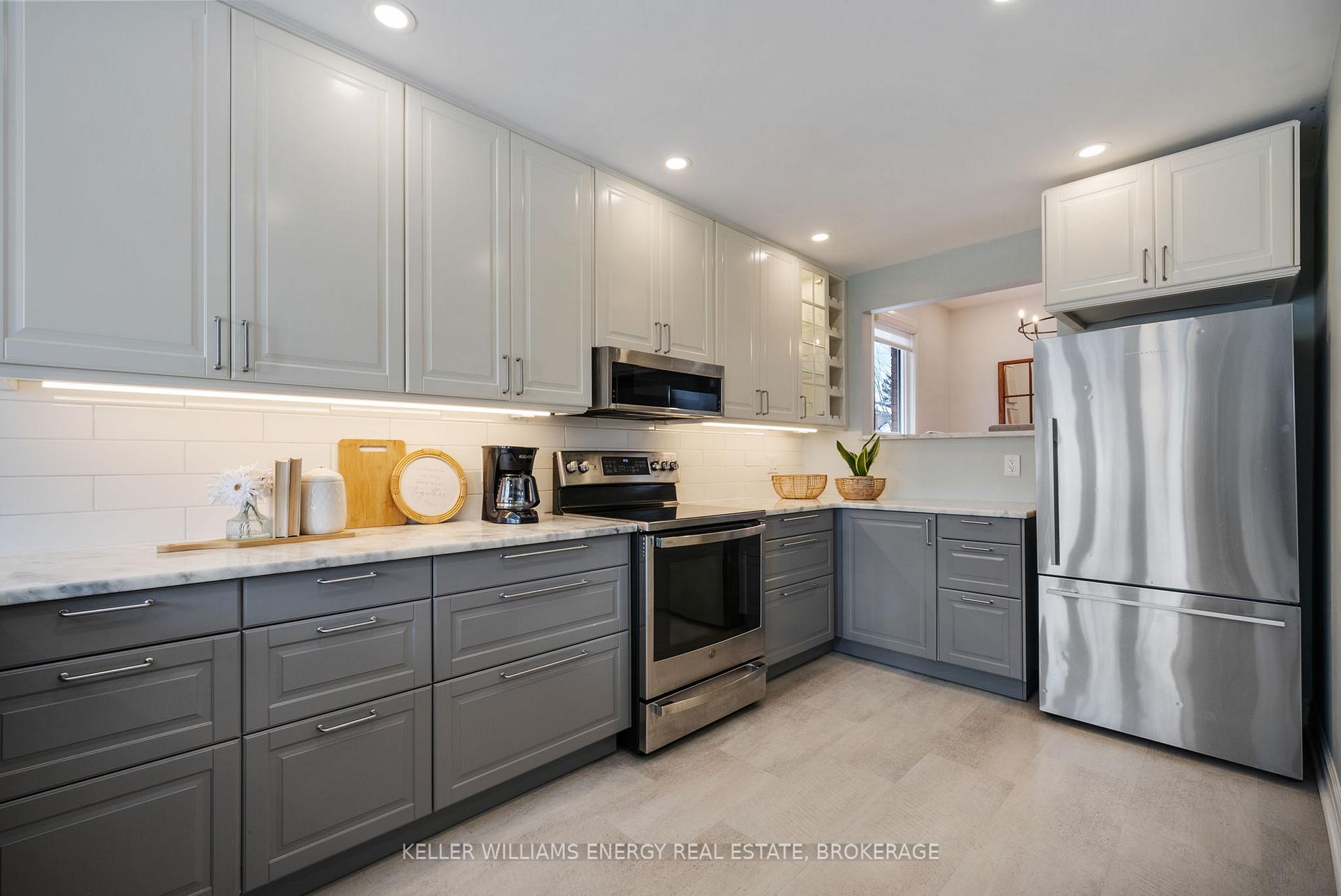 Photo 9 of 37 Limestone Crescent, Whitby, Pringle Creek — HOMEH