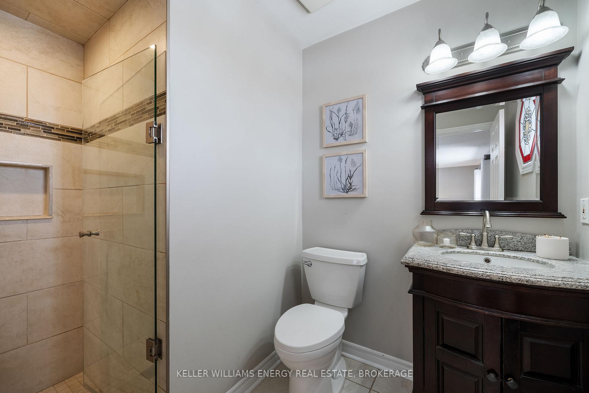 Photo 16 of 37 Limestone Crescent, Whitby, Pringle Creek — HOMEH
