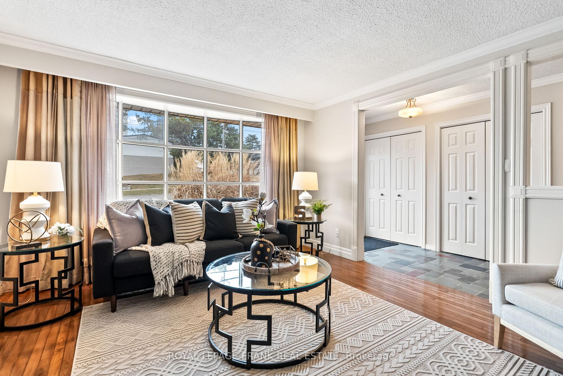 Photo 6 of 475 Rossland Road E, Oshawa, O'Neill — HOMEH