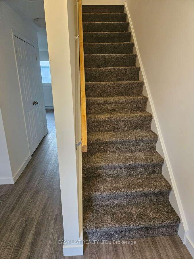 Photo 16 of 8 Gilbert Street, Belleville, Belleville Ward — HOMEH