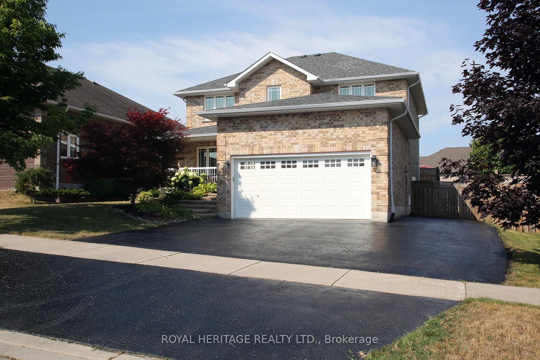 Photo 2 of 2557 Denure Drive, Peterborough, Monaghan Ward 2 — HOMEH