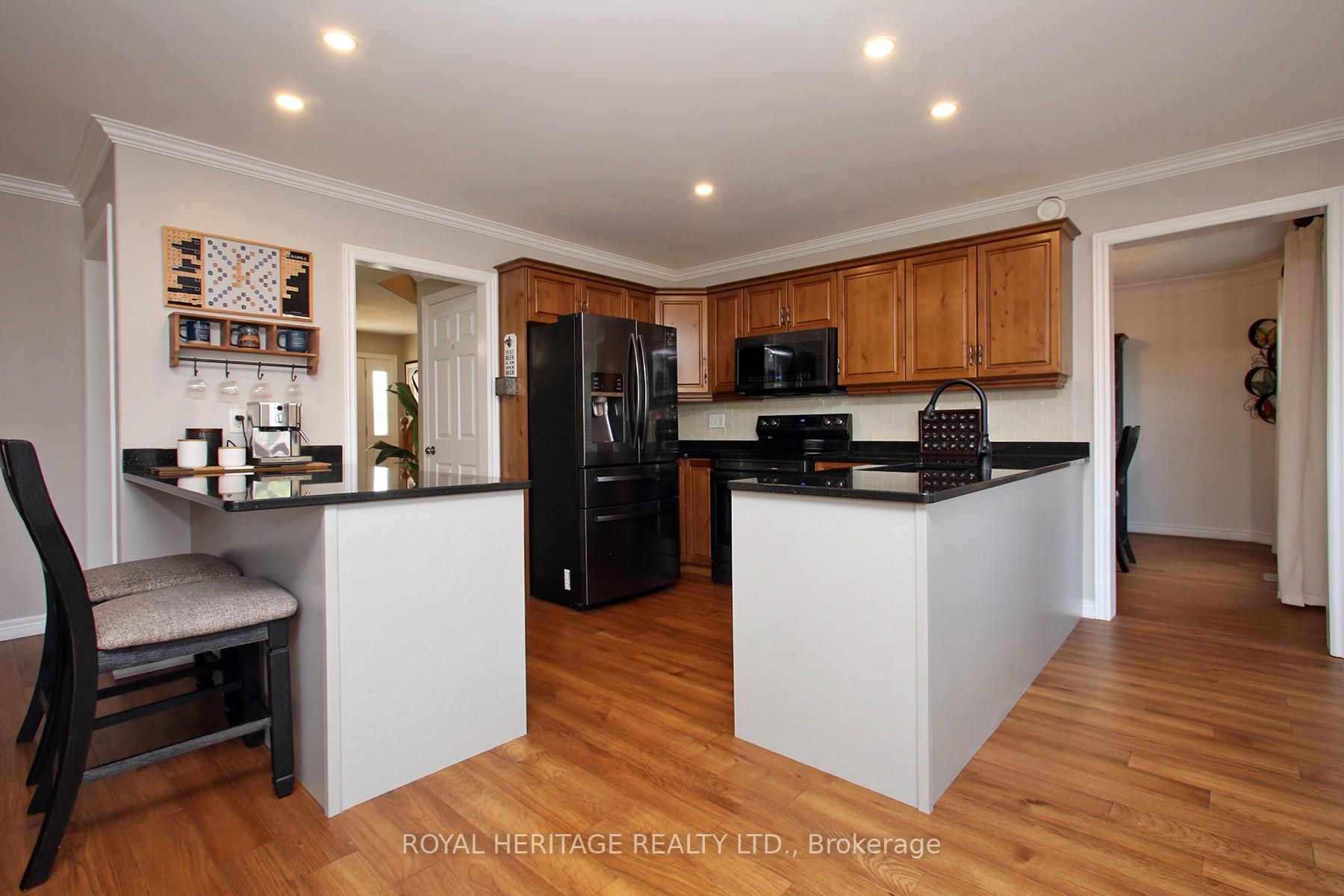 Photo 7 of 2557 Denure Drive, Peterborough, Monaghan Ward 2 — HOMEH