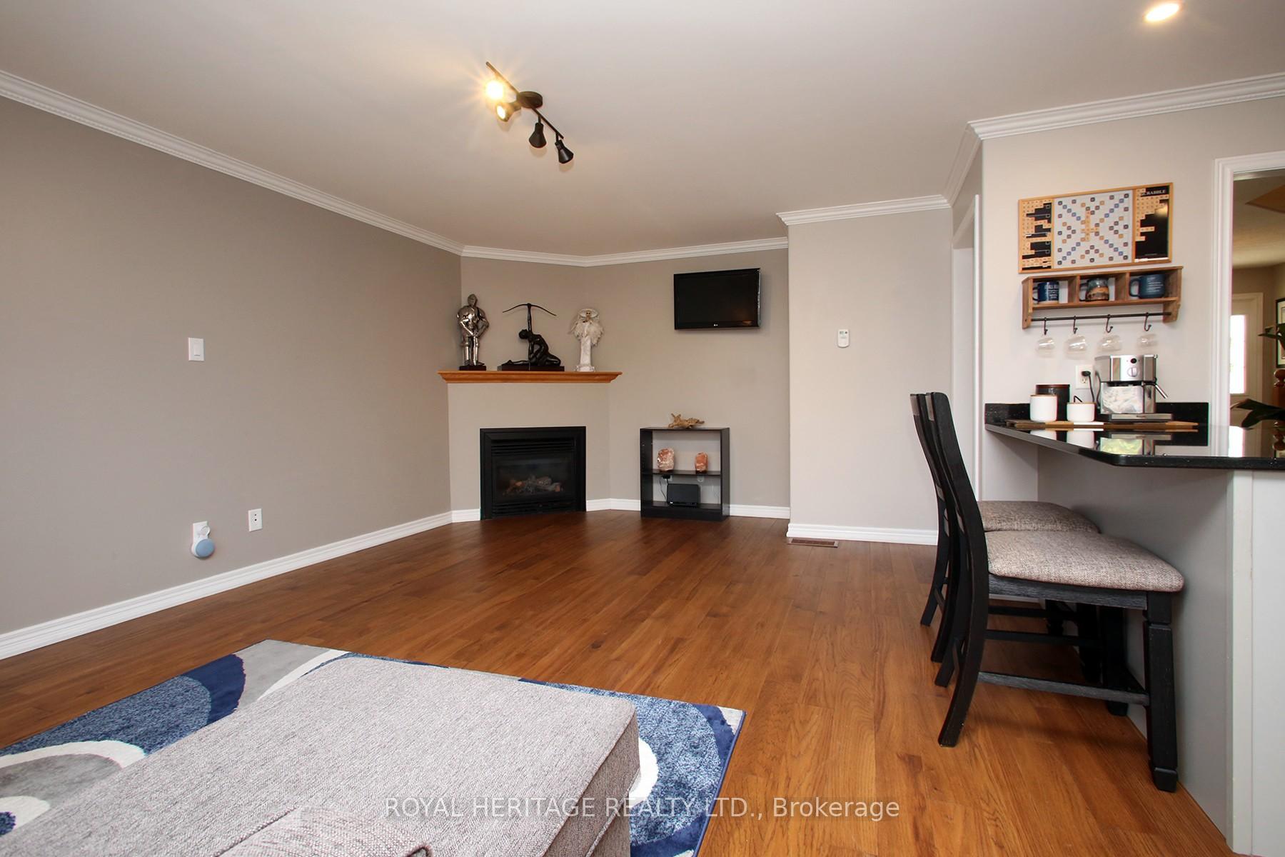 Photo 16 of 2557 Denure Drive, Peterborough, Monaghan Ward 2 — HOMEH