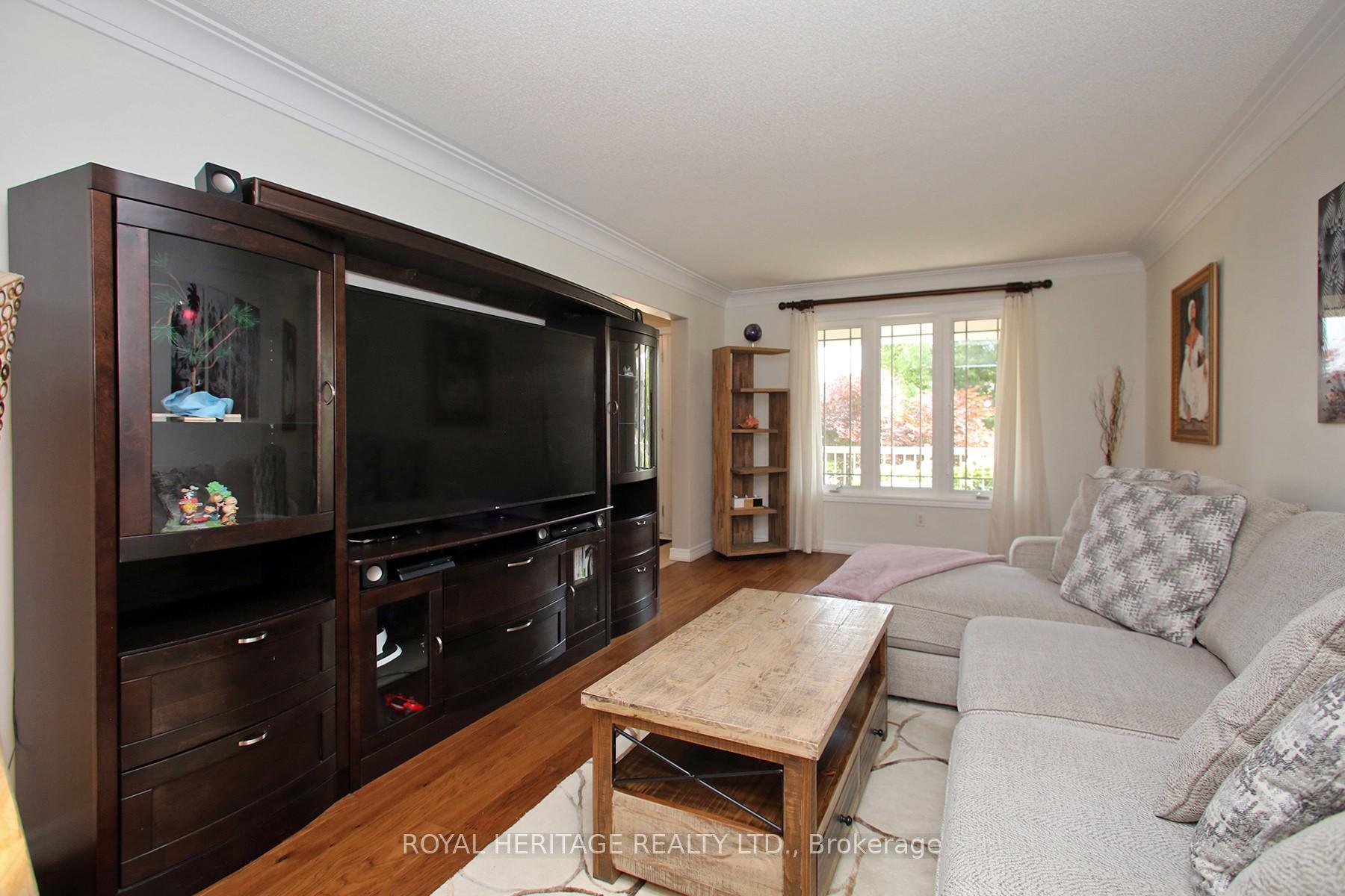 Photo 21 of 2557 Denure Drive, Peterborough, Monaghan Ward 2 — HOMEH