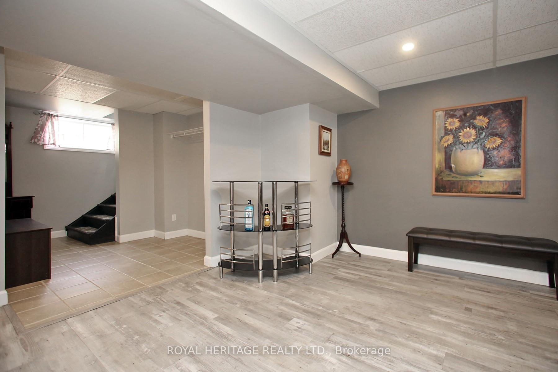 Photo 35 of 2557 Denure Drive, Peterborough, Monaghan Ward 2 — HOMEH