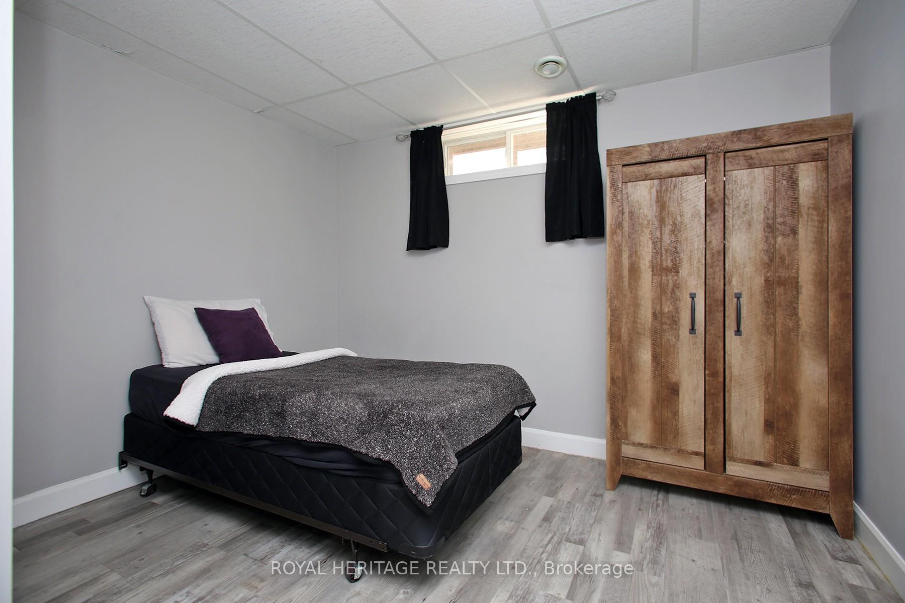 Photo 41 of 2557 Denure Drive, Peterborough, Monaghan Ward 2 — HOMEH