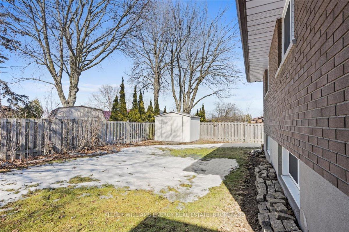 Photo 33 of 376 Adelaide Avenue E, Oshawa, O'Neill — HOMEH