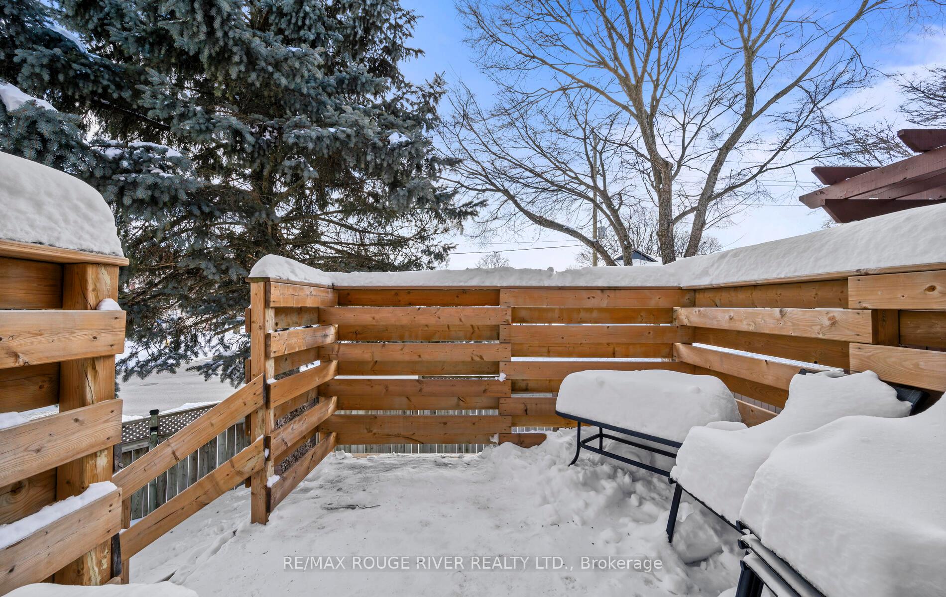 Photo 28 of 149 Stokely Crescent, Whitby, Downtown Whitby — HOMEH