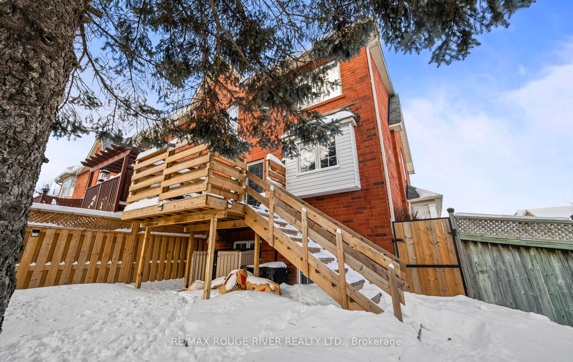 Photo 30 of 149 Stokely Crescent, Whitby, Downtown Whitby — HOMEH
