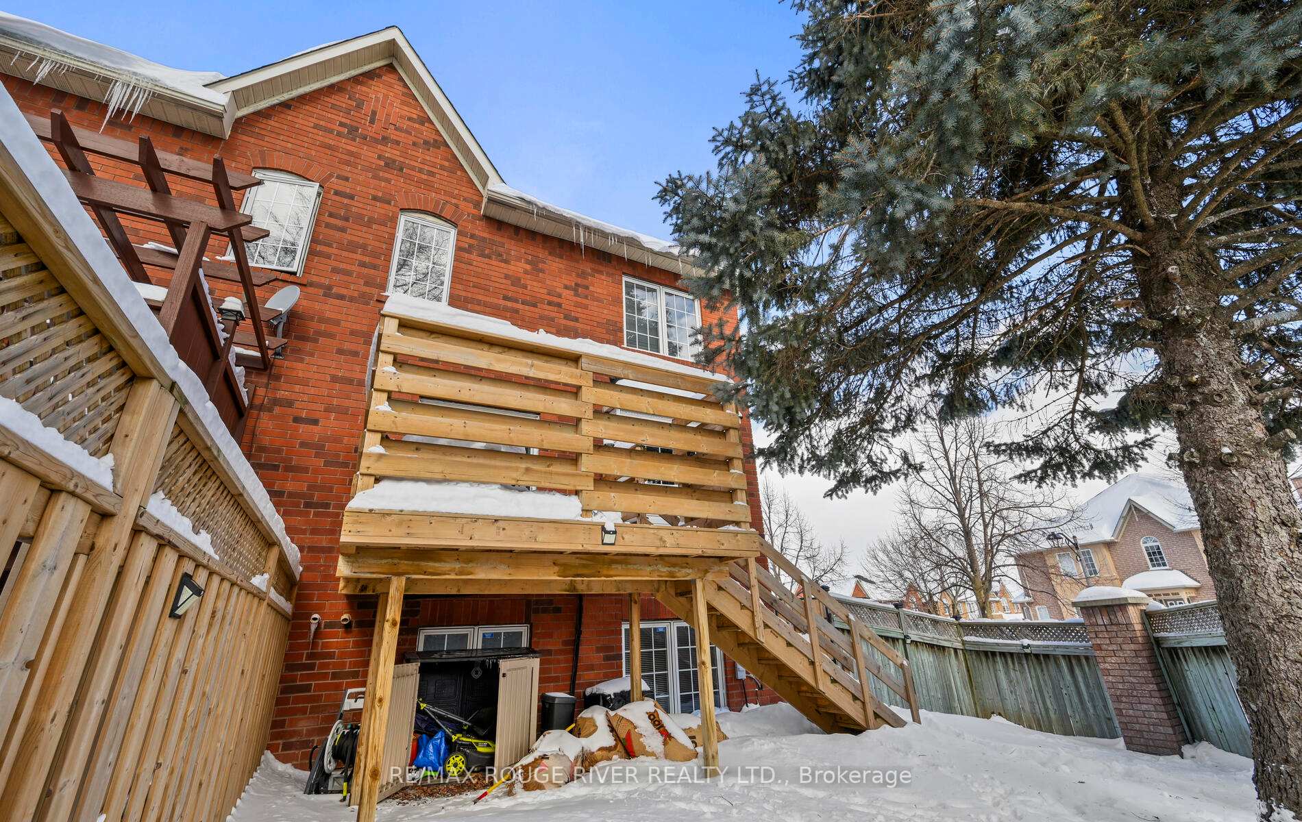 Photo 32 of 149 Stokely Crescent, Whitby, Downtown Whitby — HOMEH