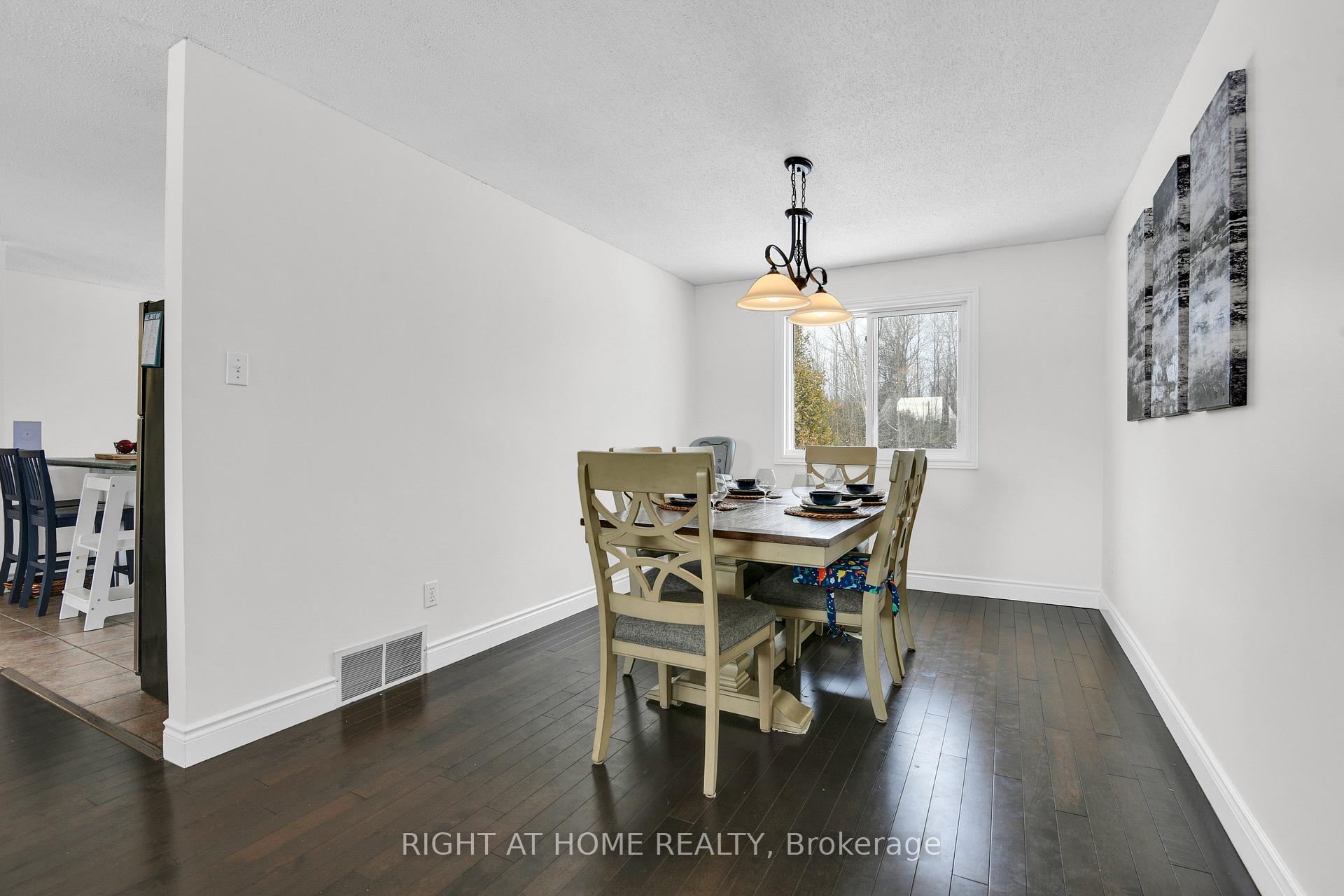 Photo 8 of 9676 Hall Road, Augusta, Augusta Twp — HOMEH
