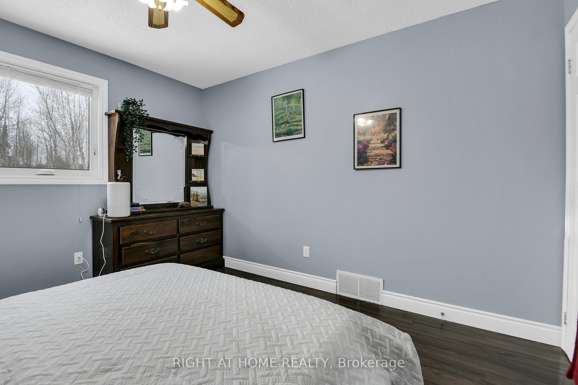 Photo 10 of 9676 Hall Road, Augusta, Augusta Twp — HOMEH