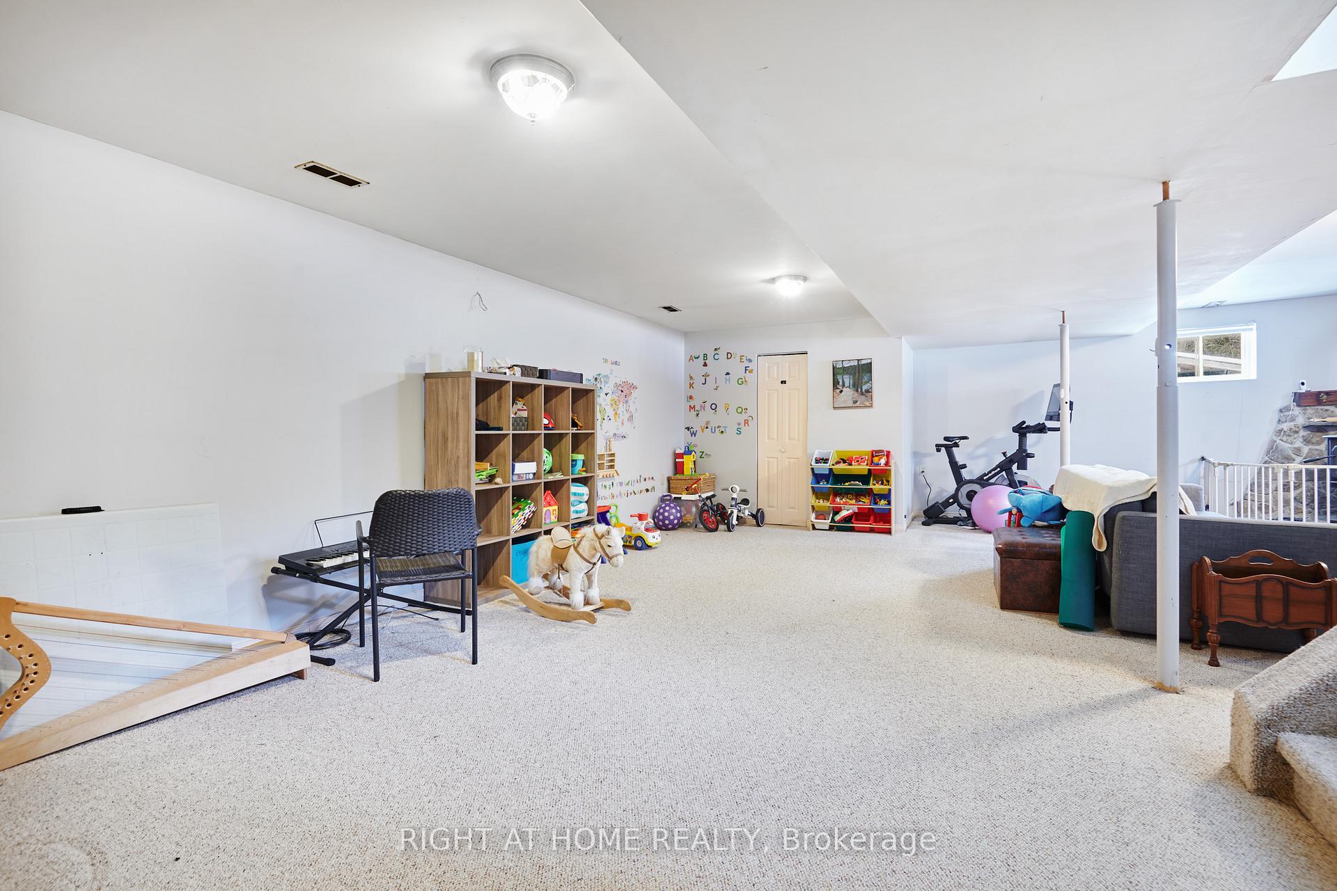 Photo 20 of 9676 Hall Road, Augusta, Augusta Twp — HOMEH