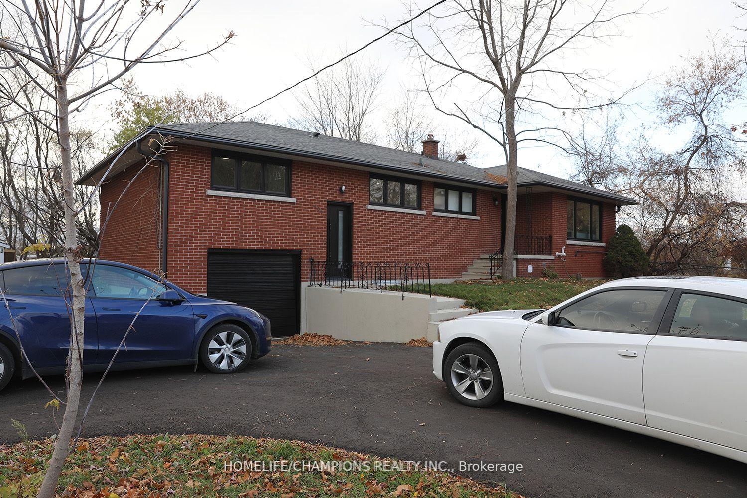 Photo 5 of 426 Cromwell Avenue, Oshawa, Vanier — HOMEH