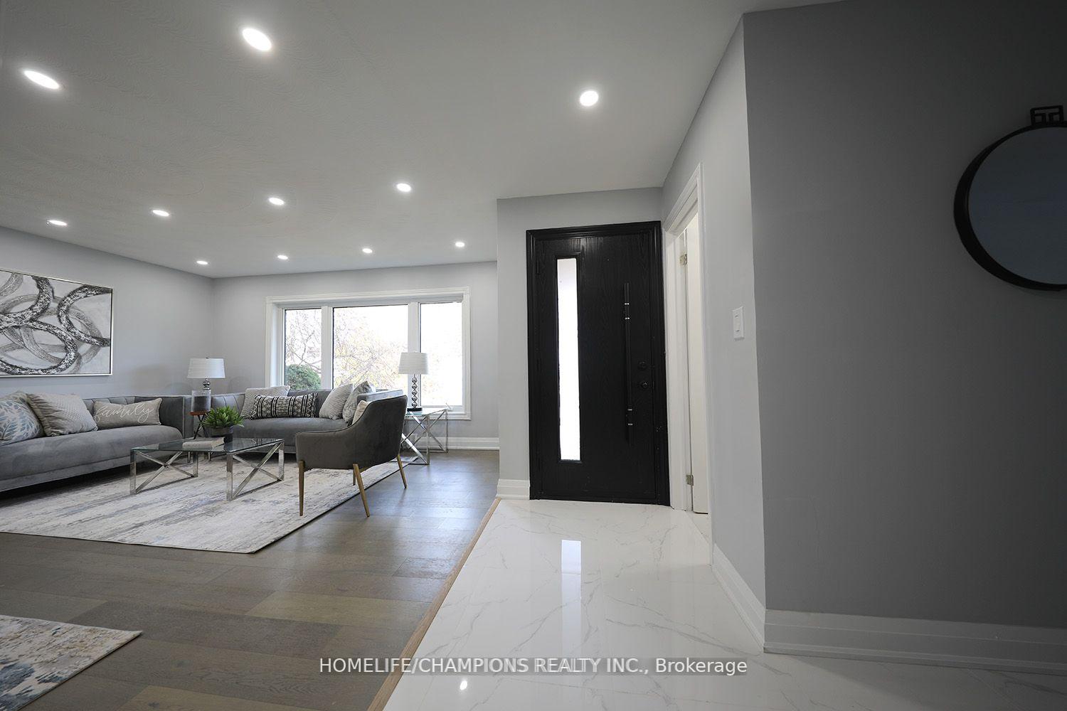 Photo 7 of 426 Cromwell Avenue, Oshawa, Vanier — HOMEH